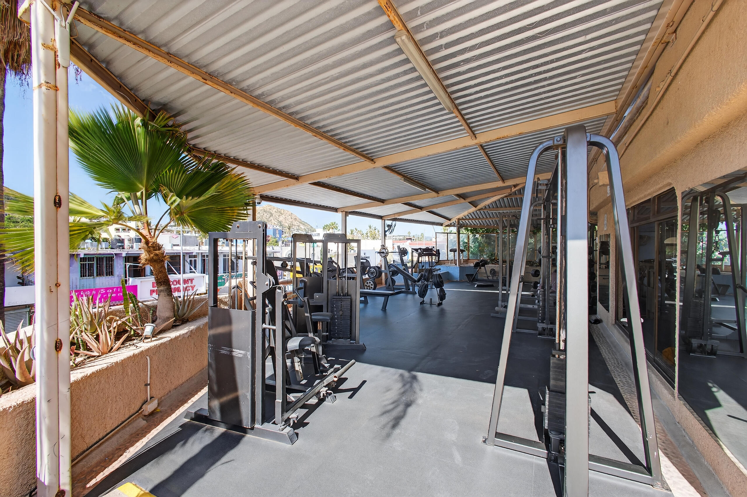 Boulevard Marina, Condo 603, Plaza Nautica