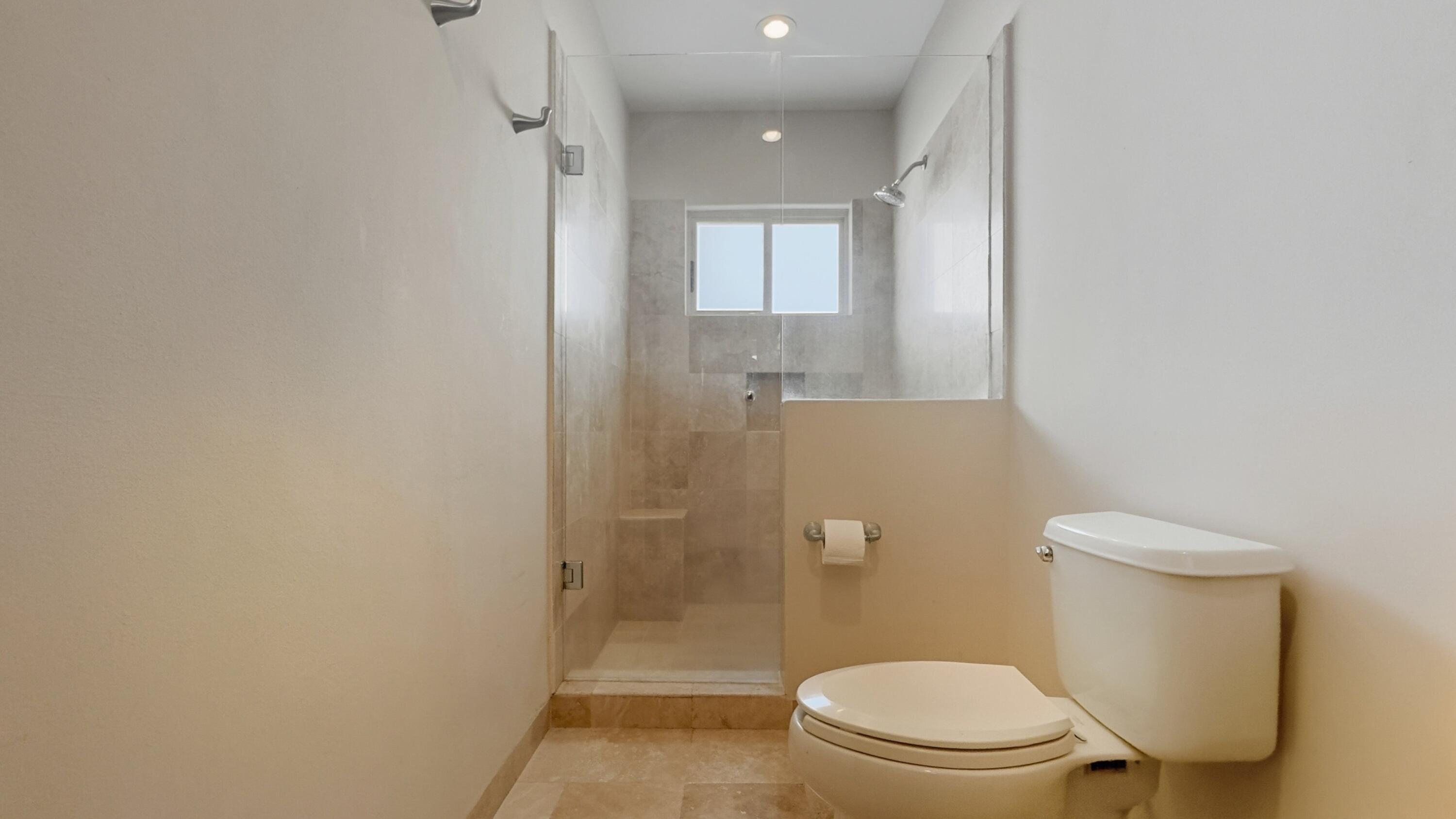 115 Las Estrellas, Ventanas Phase 1