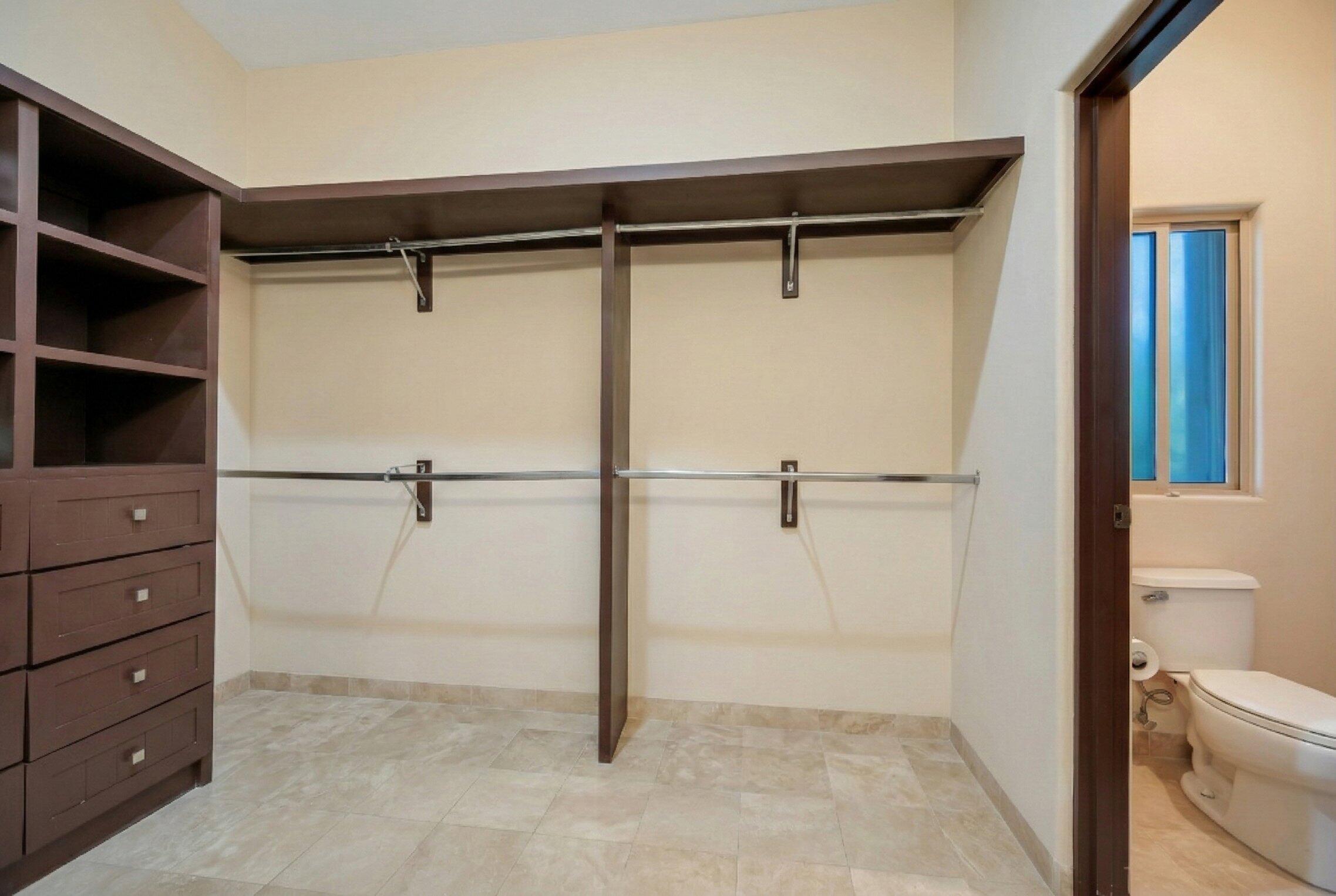 115 Las Estrellas, Ventanas Phase 1