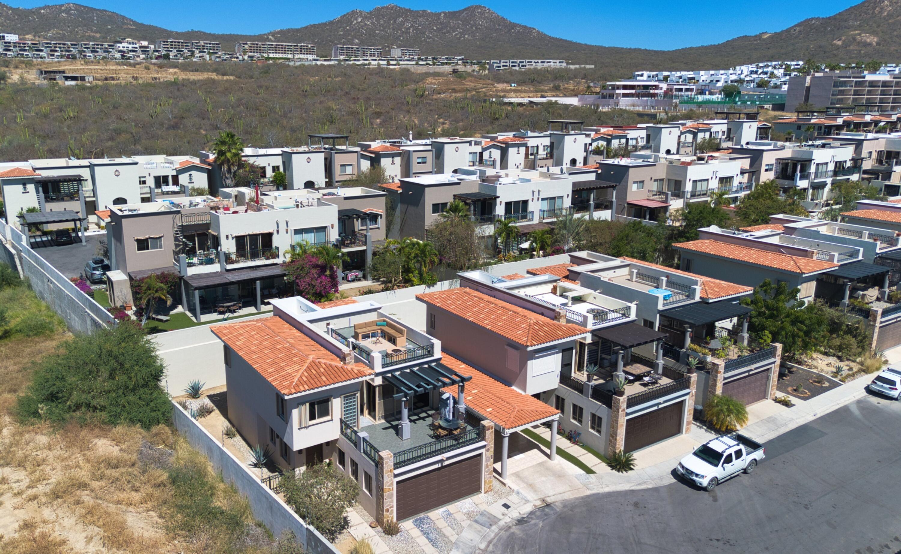 115 Las Estrellas, Ventanas Phase 1