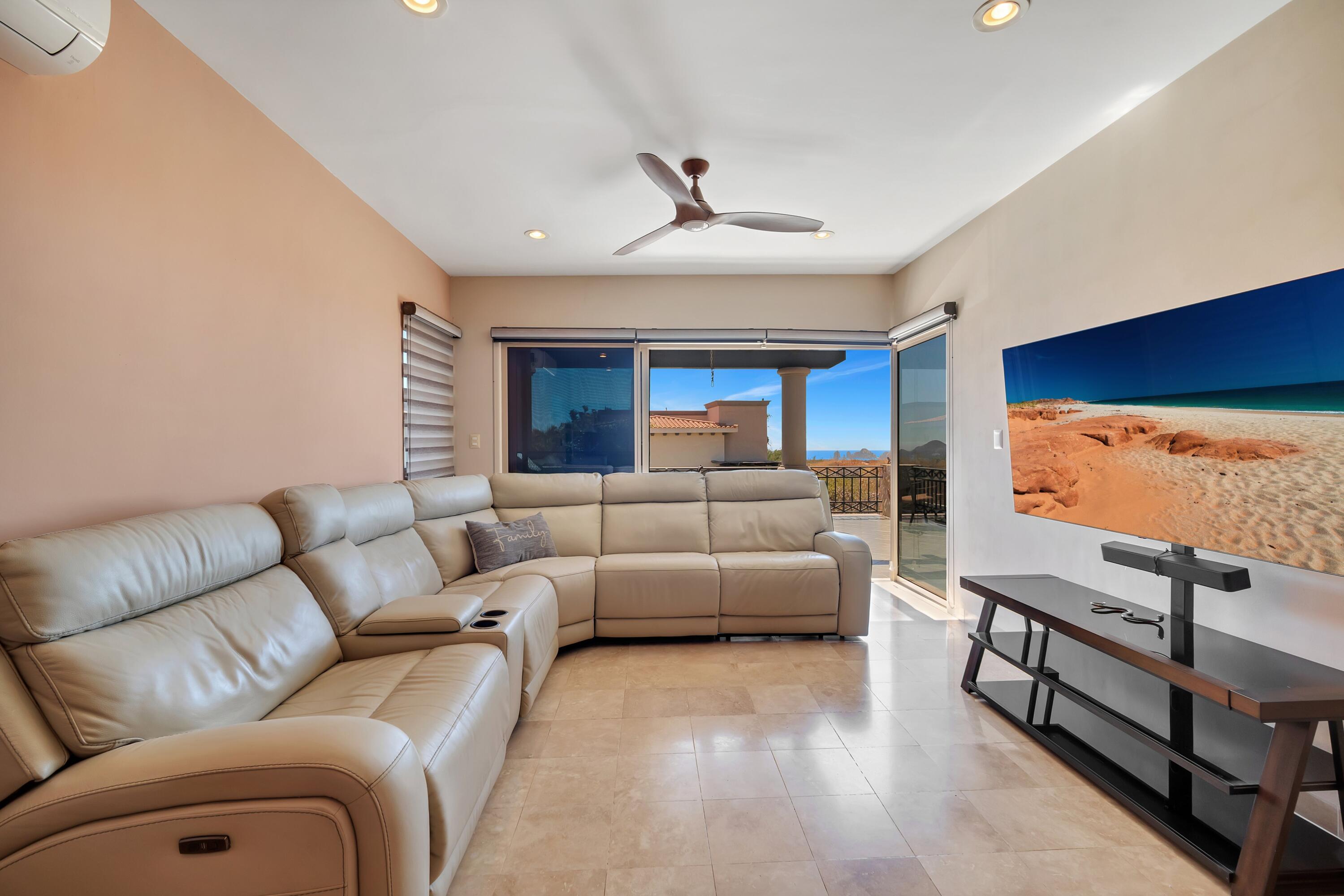 115 Las Estrellas, Ventanas Phase 1