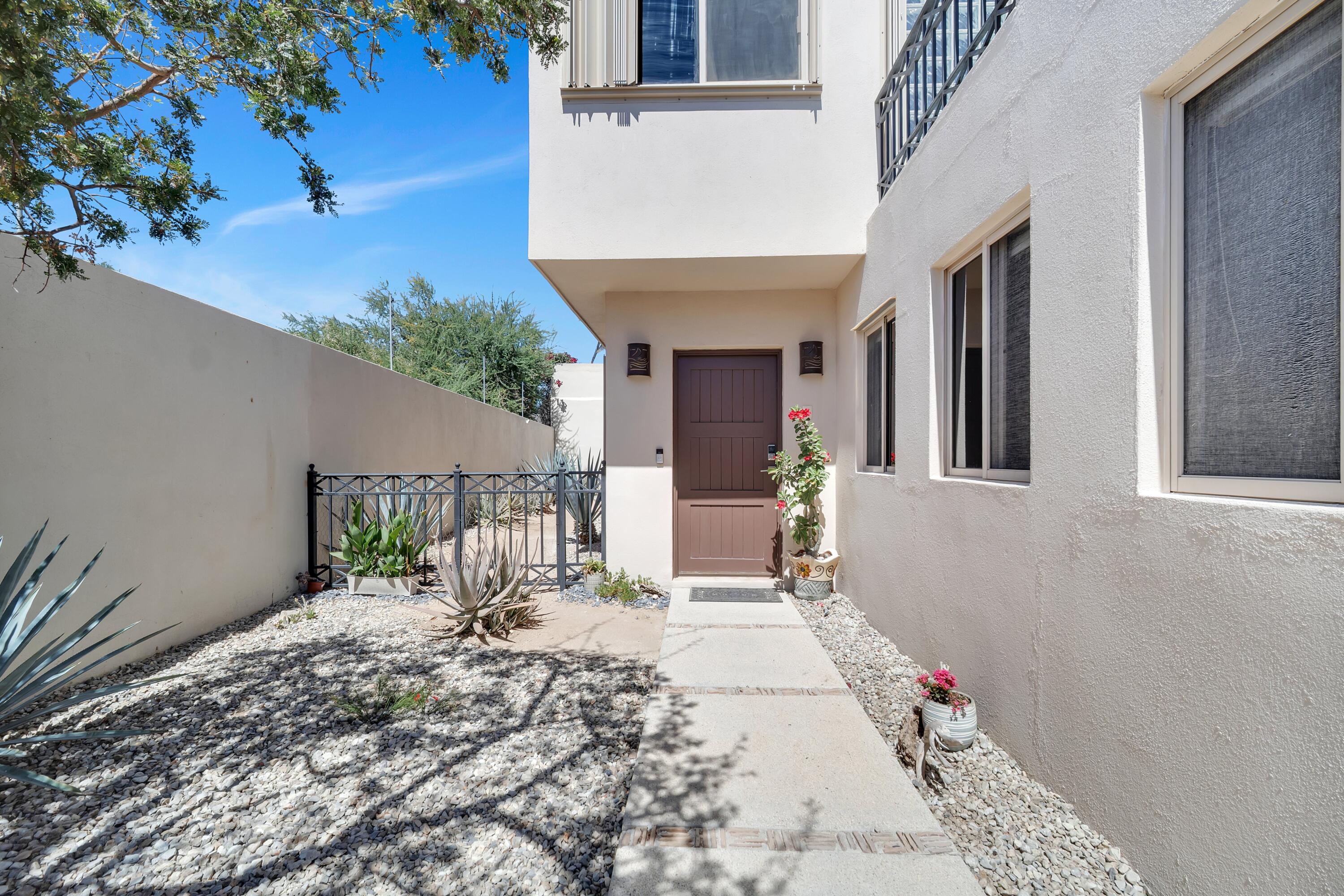 115 Las Estrellas, Ventanas Phase 1