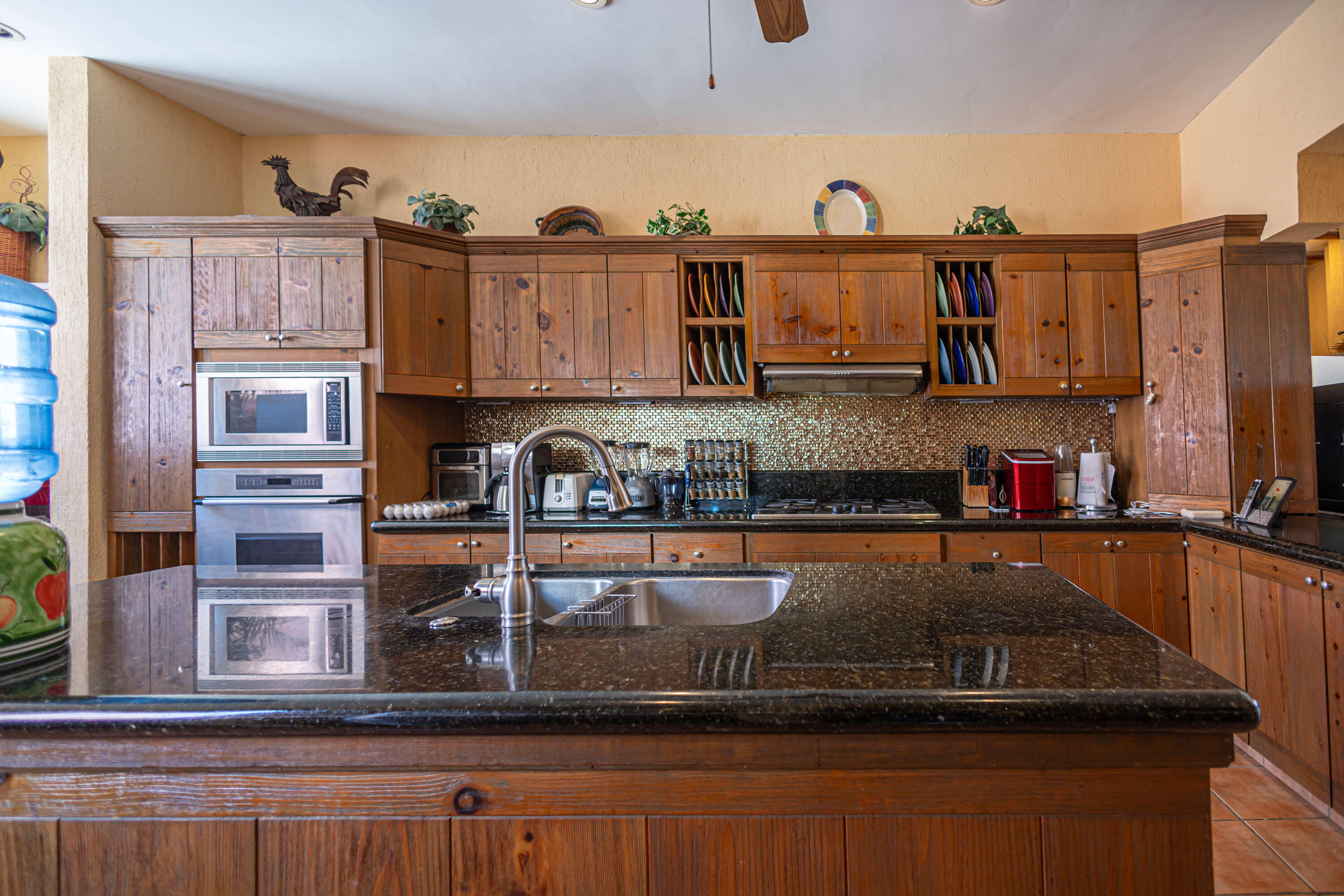 6 Colina, Villa Rosa