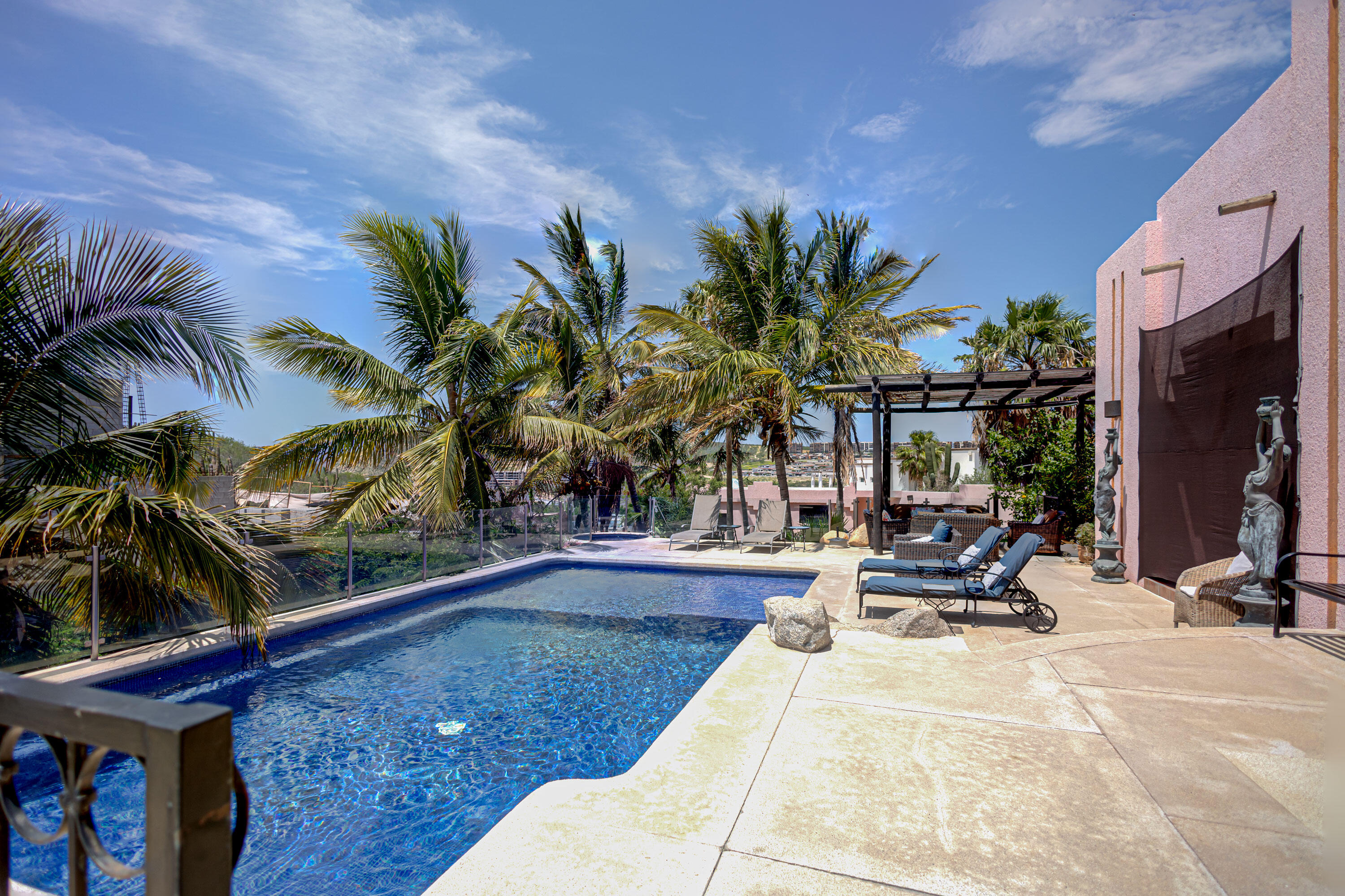 6 Colina, Villa Rosa