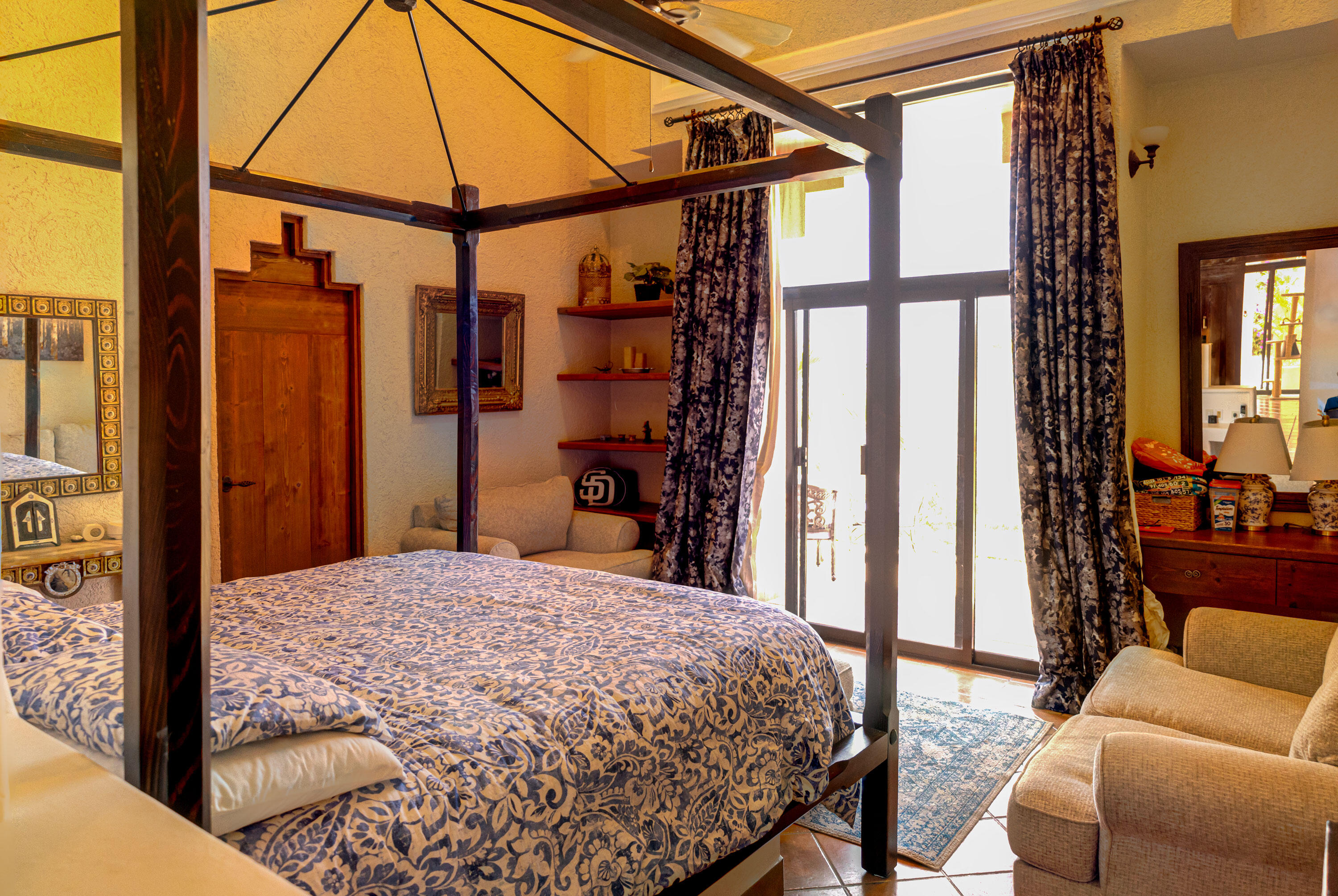 6 Colina, Villa Rosa