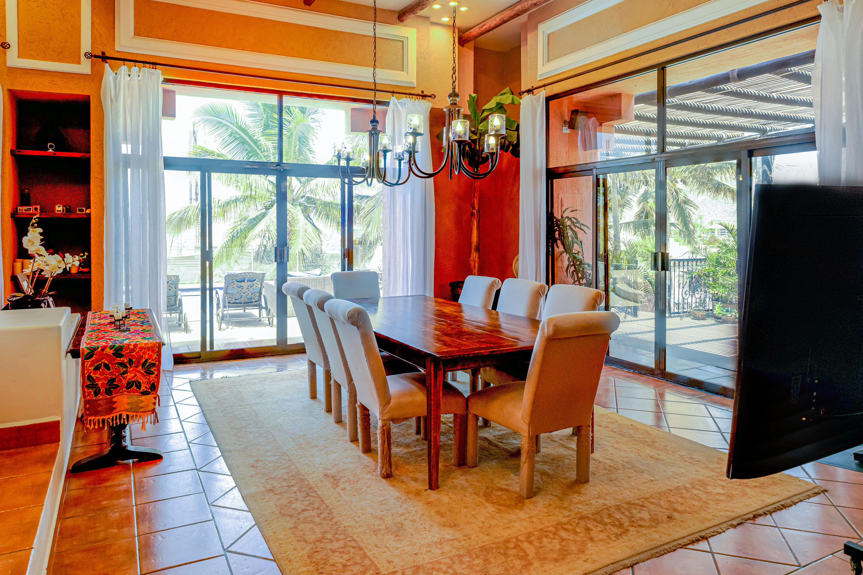 6 Colina, Villa Rosa