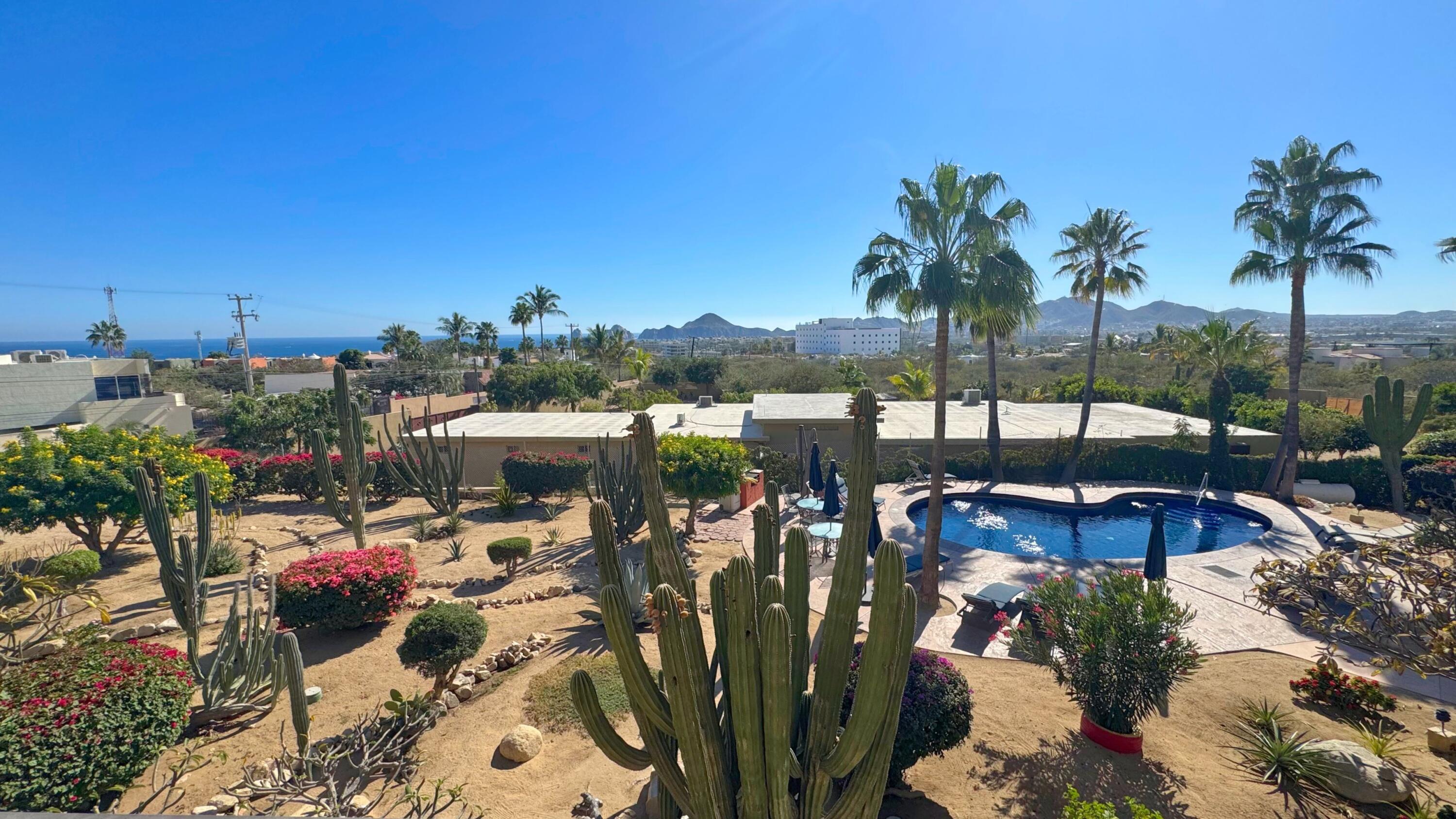 Sin Nombre, Mañana Condo #8