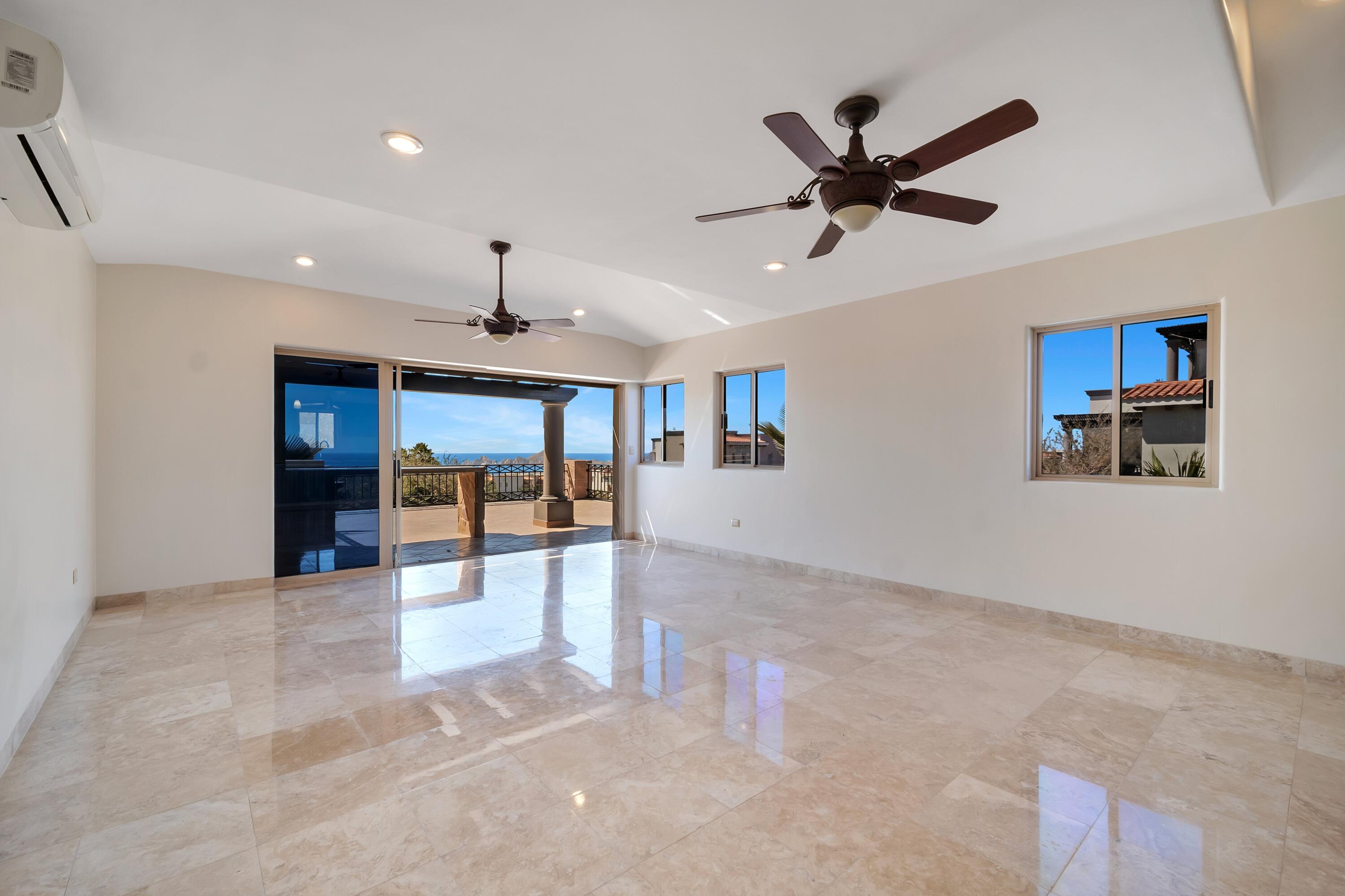 Casa 54 Los Cangrejos, Ventanas Phase 1