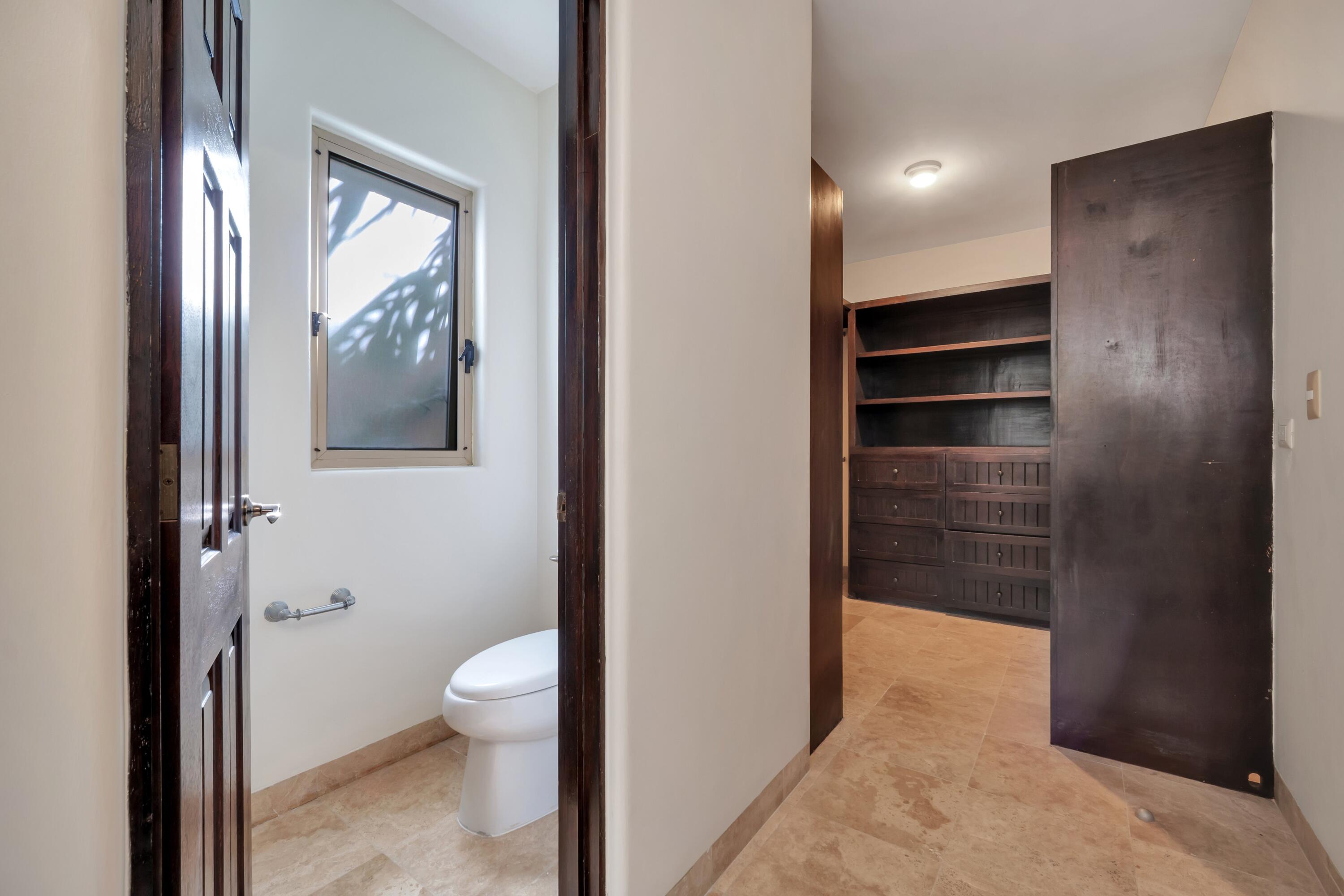 Casa 54 Los Cangrejos, Ventanas Phase 1