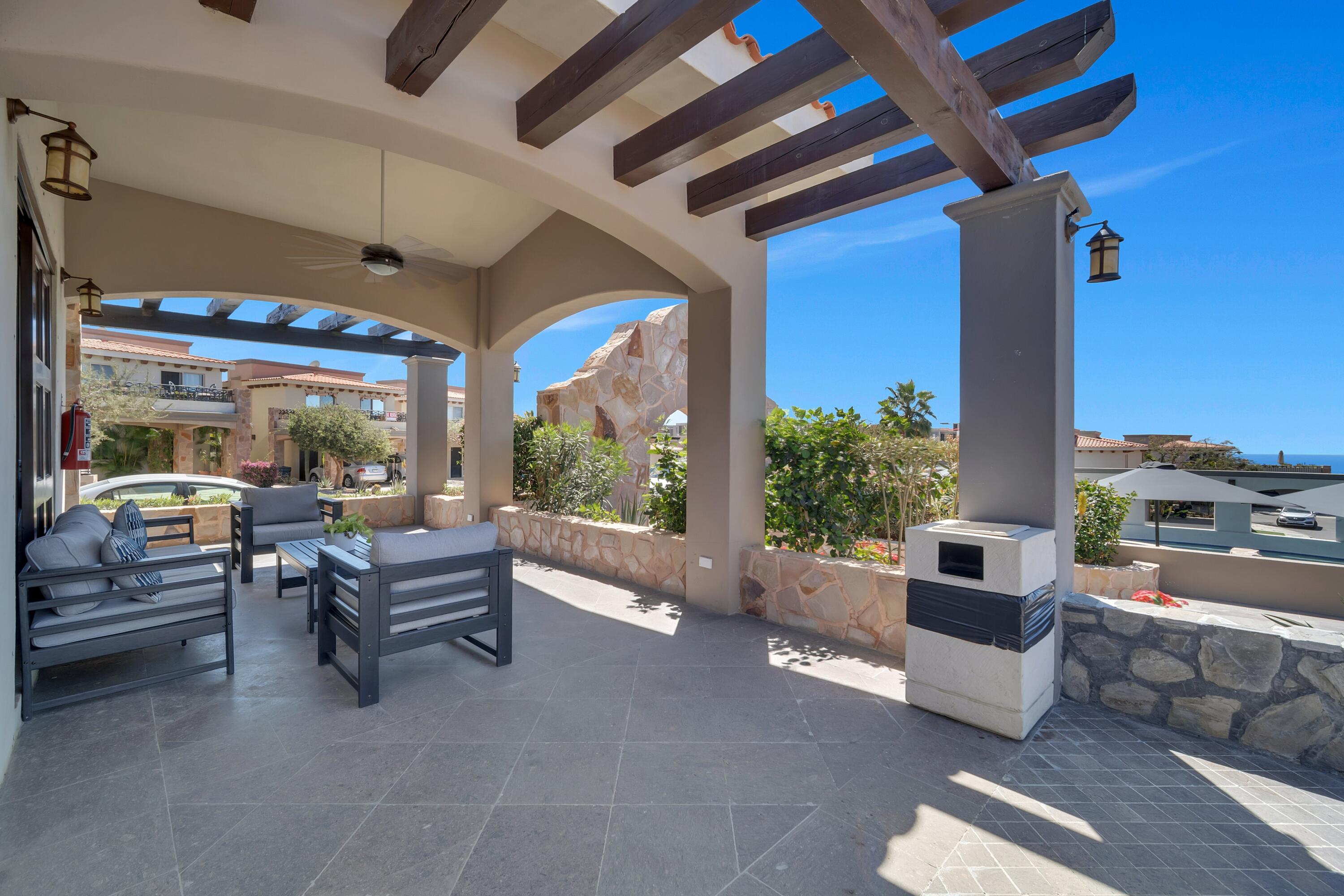 Casa 54 Los Cangrejos, Ventanas Phase 1