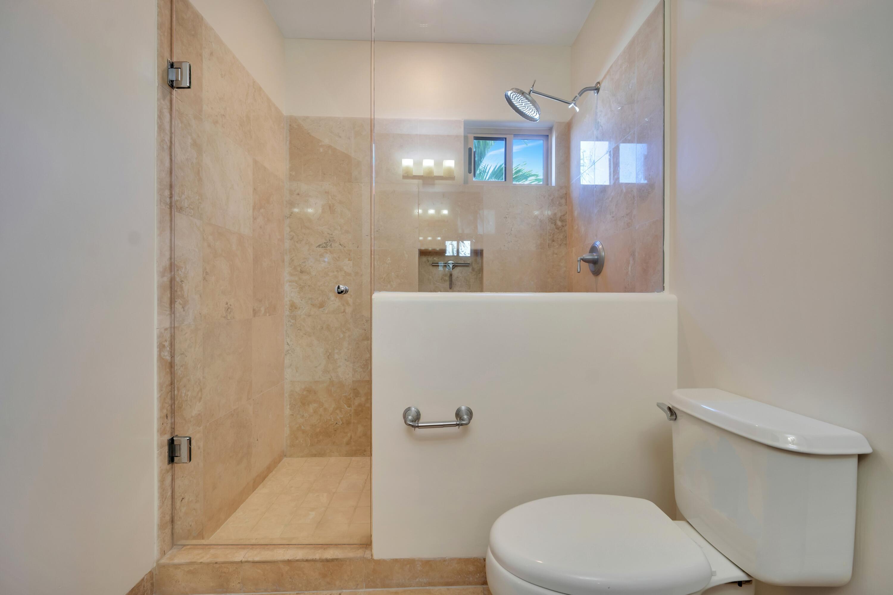 Casa 54 Los Cangrejos, Ventanas Phase 1