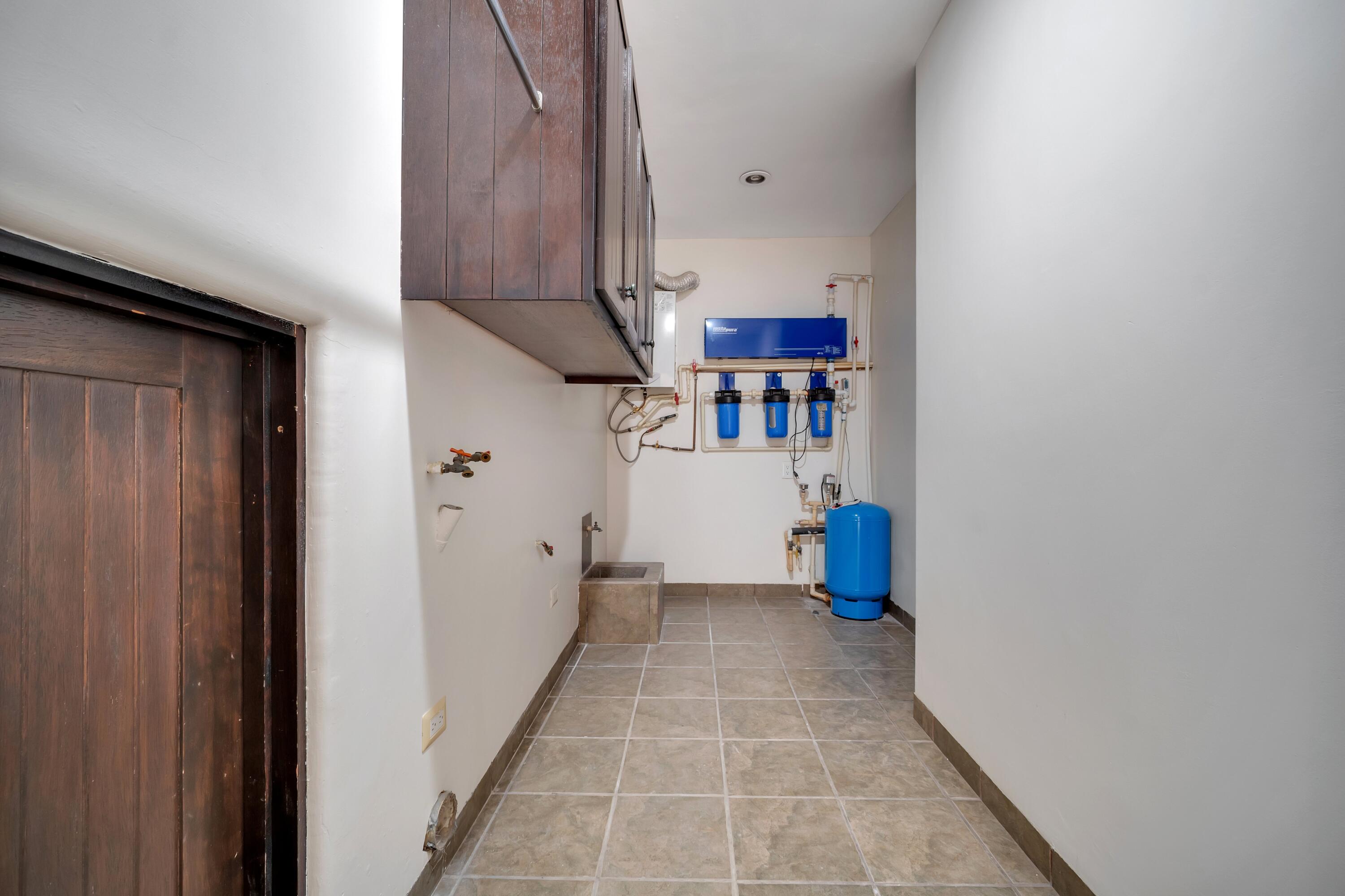 Casa 54 Los Cangrejos, Ventanas Phase 1