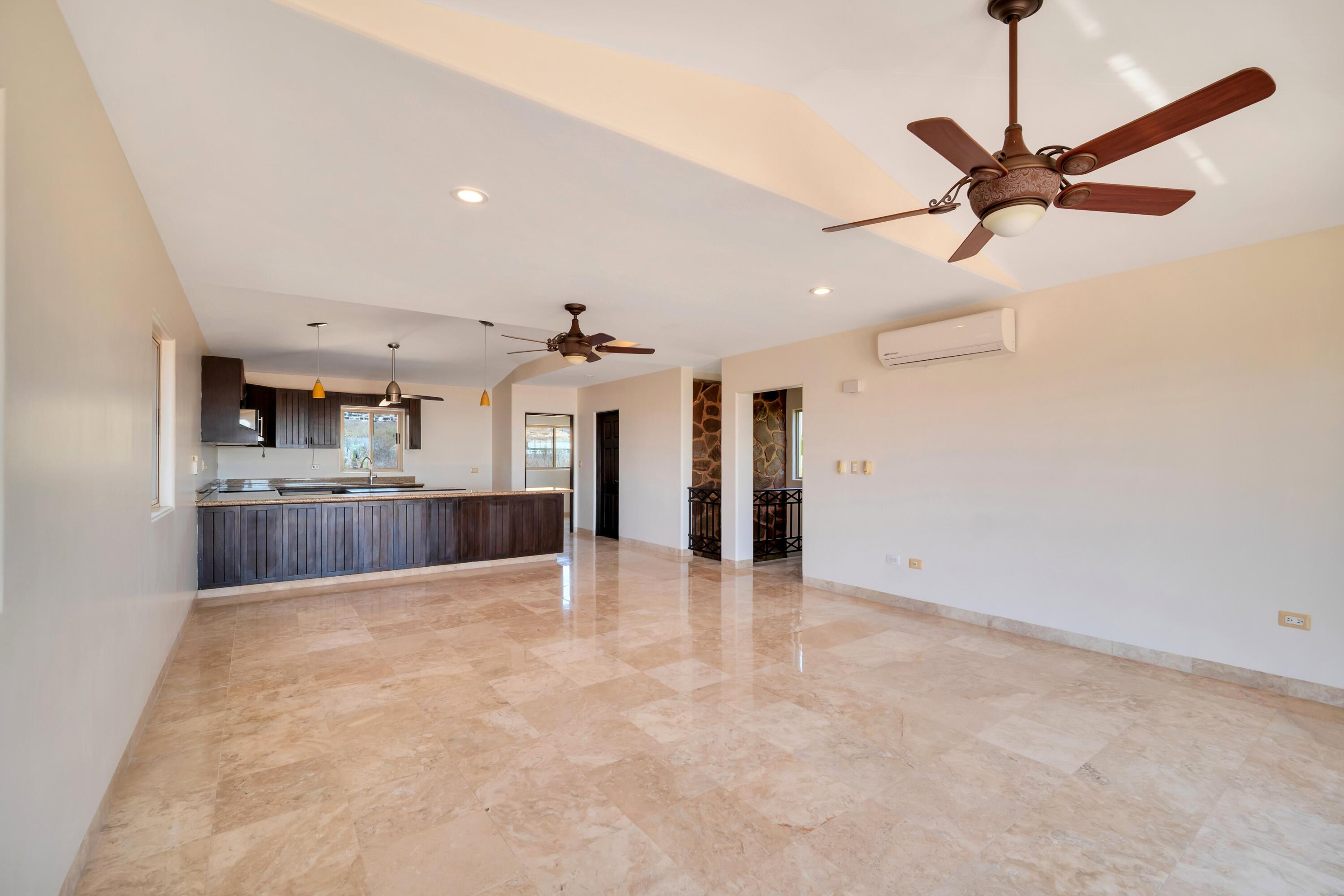 Casa 54 Los Cangrejos, Ventanas Phase 1