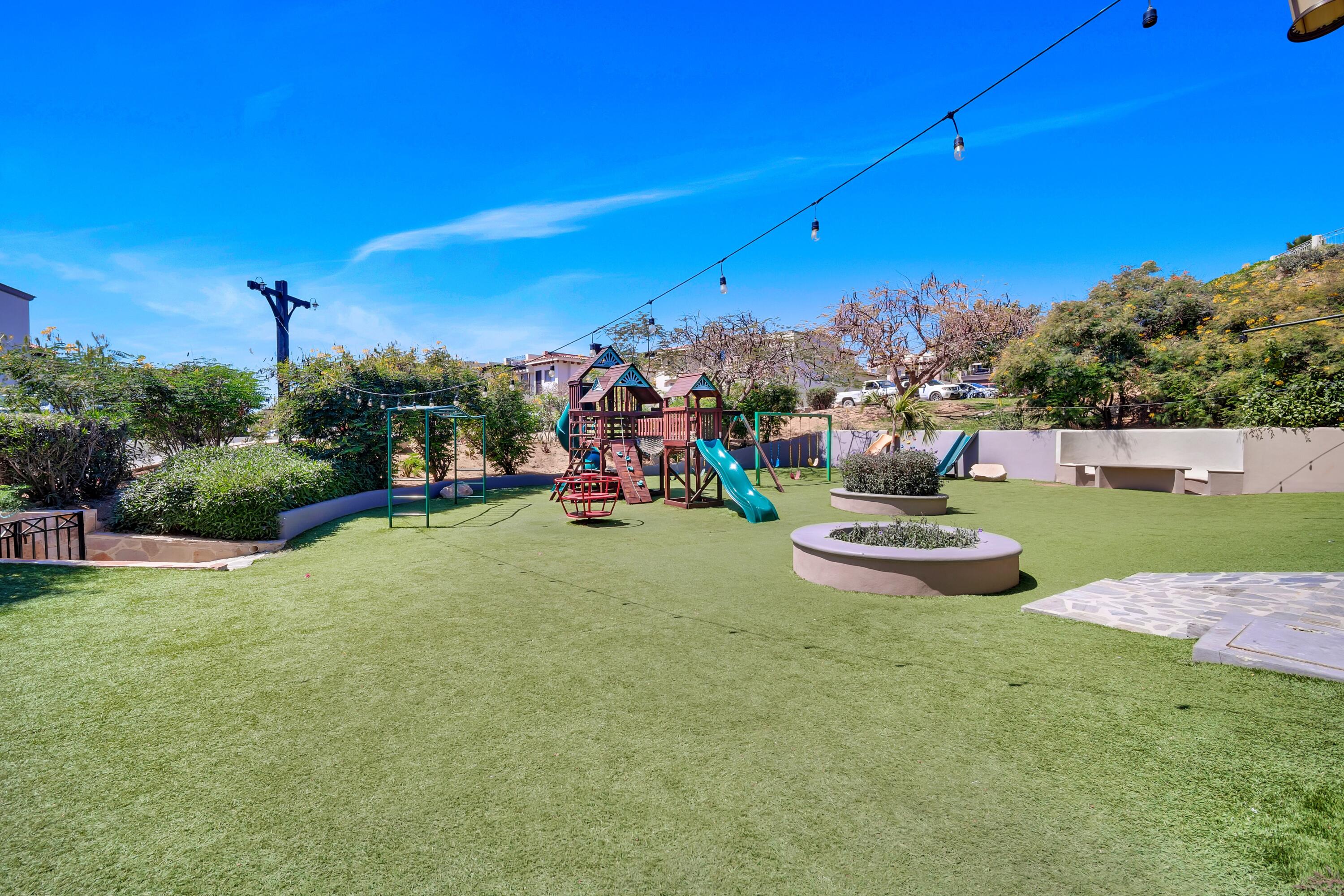 Casa 54 Los Cangrejos, Ventanas Phase 1