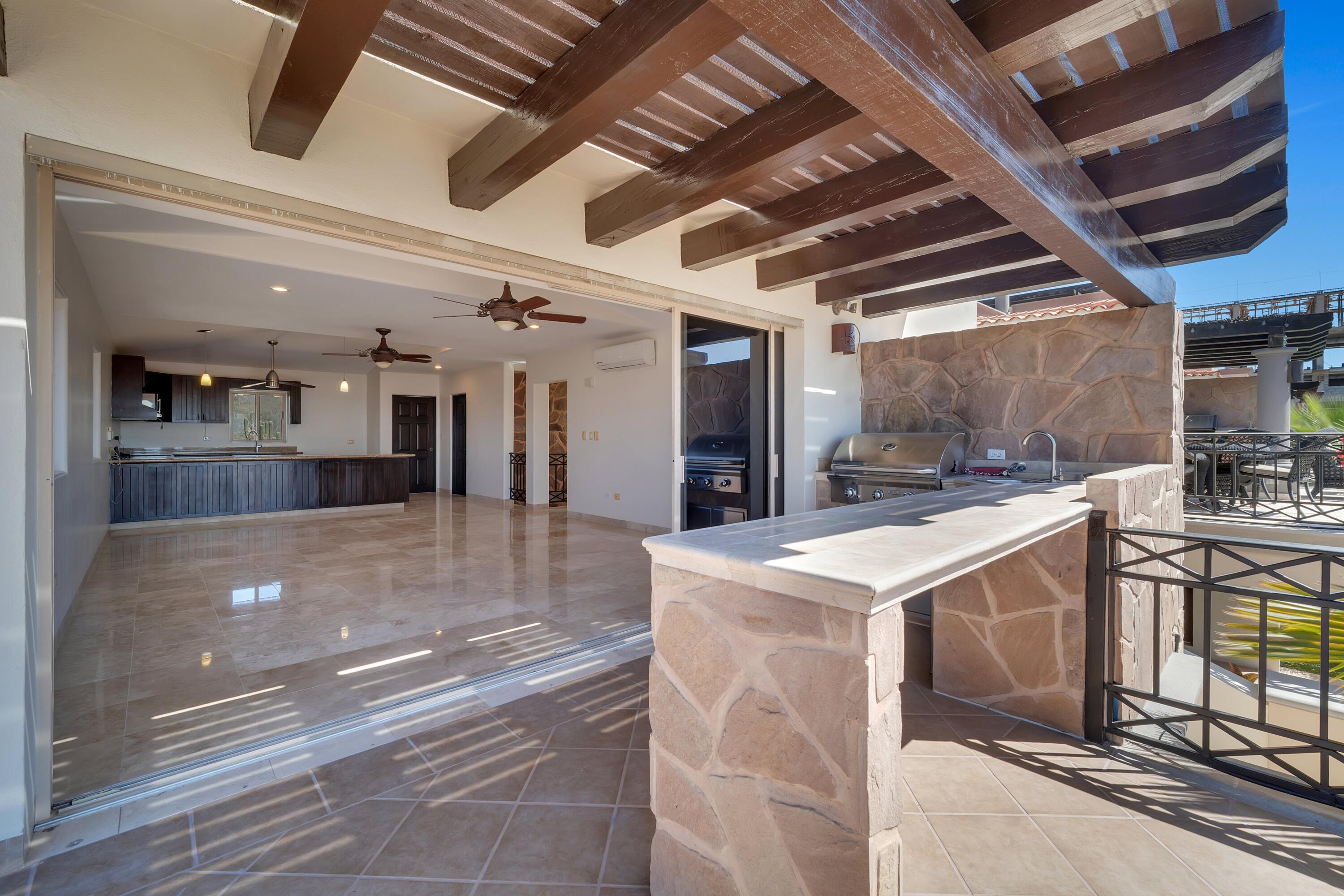 Casa 54 Los Cangrejos, Ventanas Phase 1