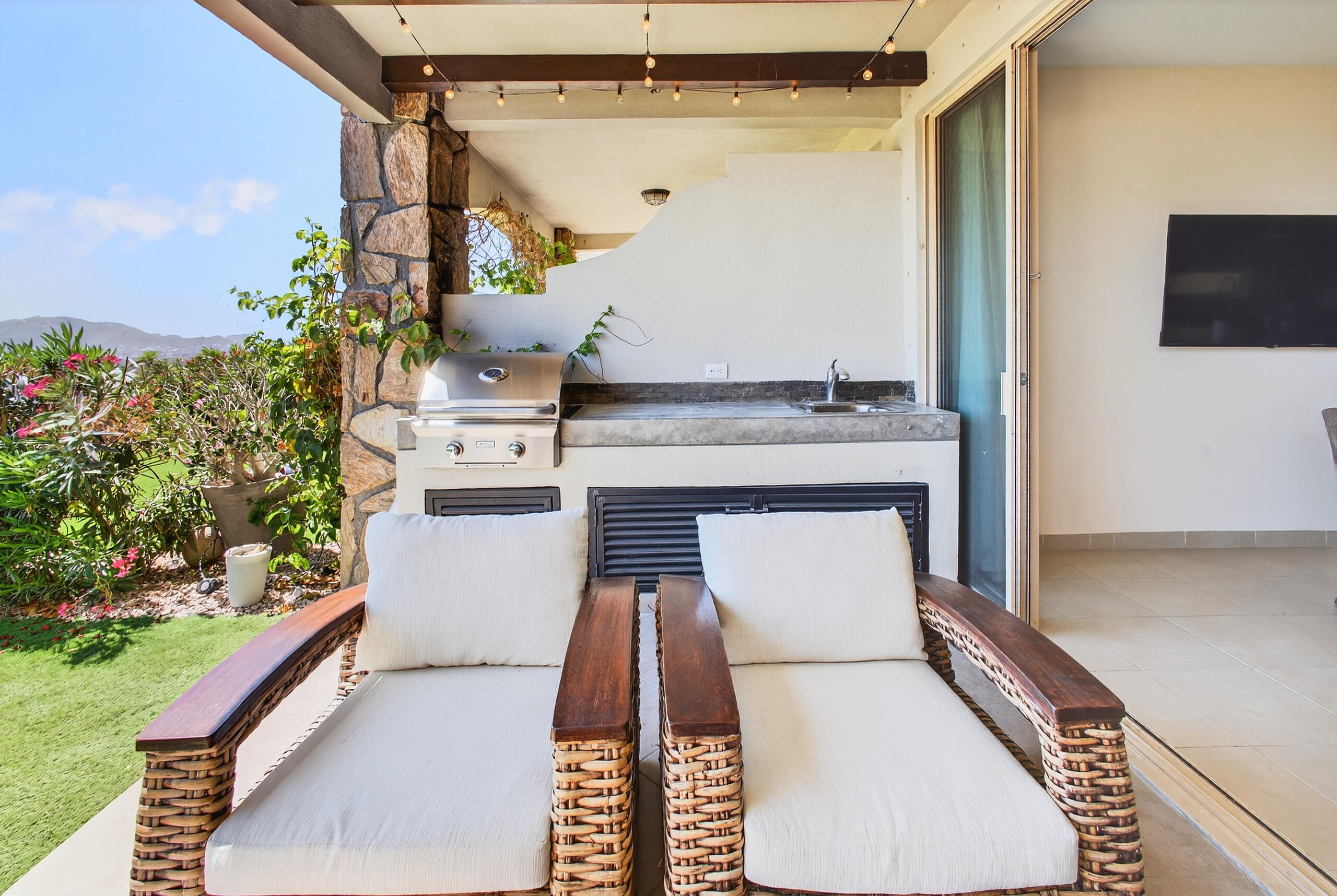 Calle Albatros, Cabo del Mar 812