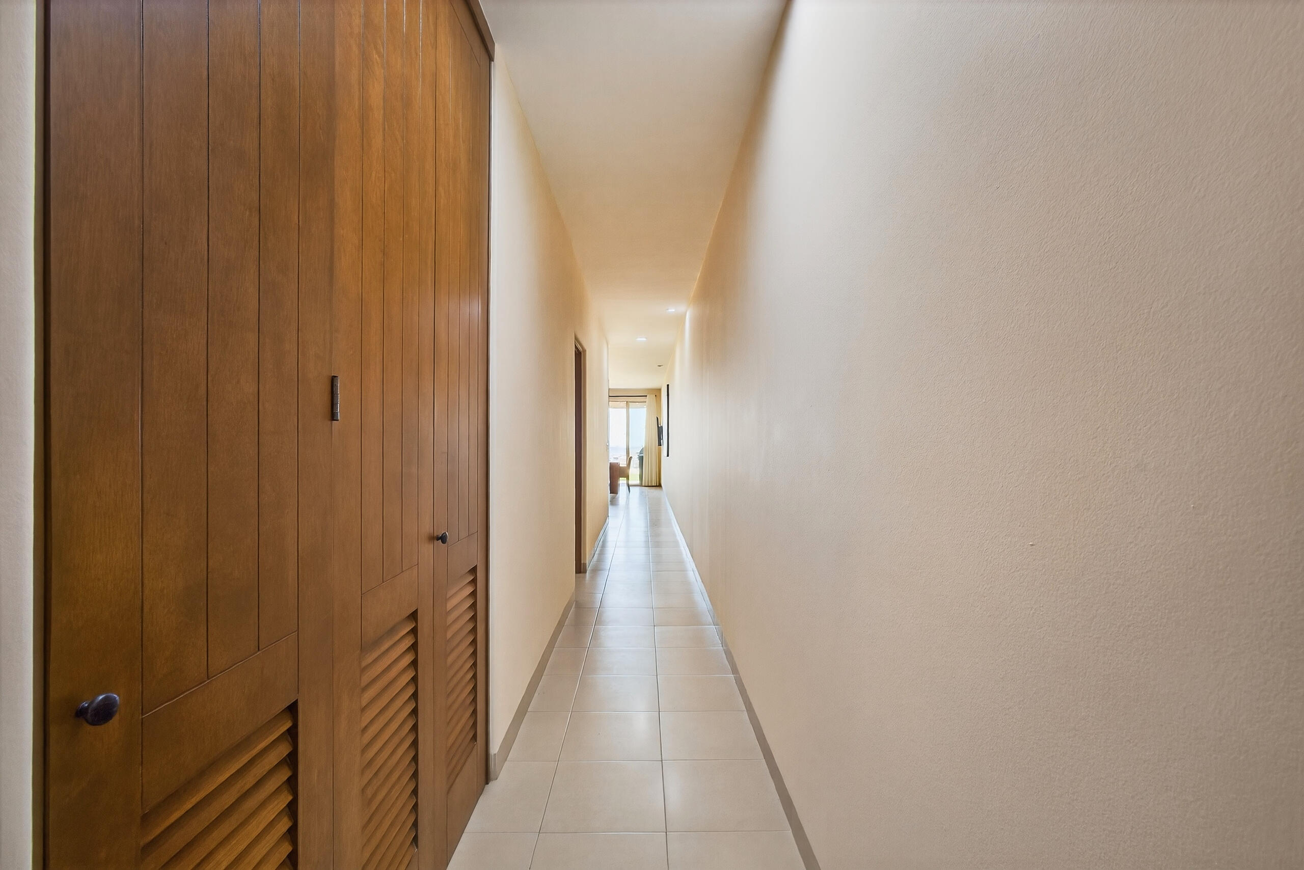 Calle Albatros, Cabo del Mar 812