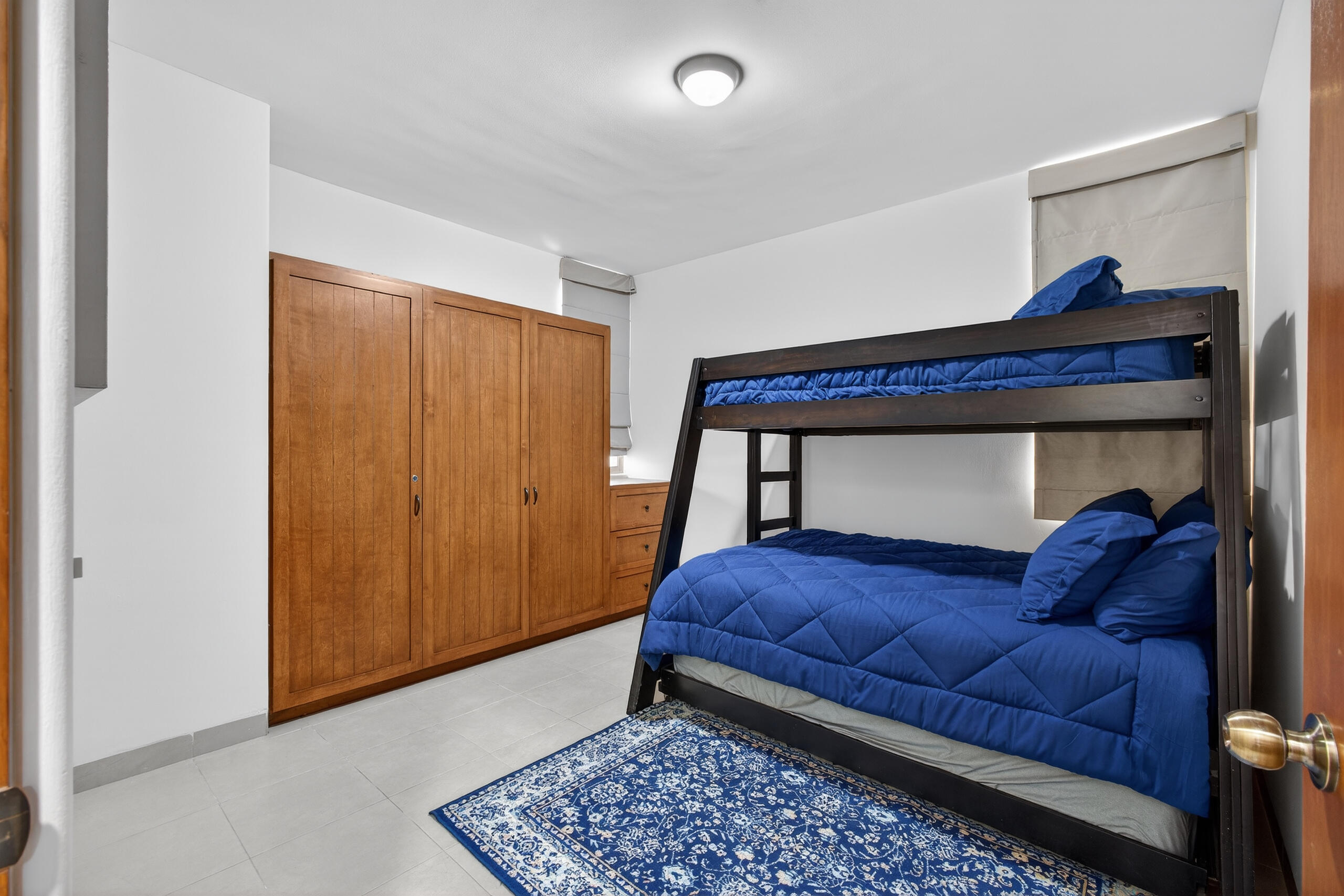 Calle Albatros, Cabo del Mar 812