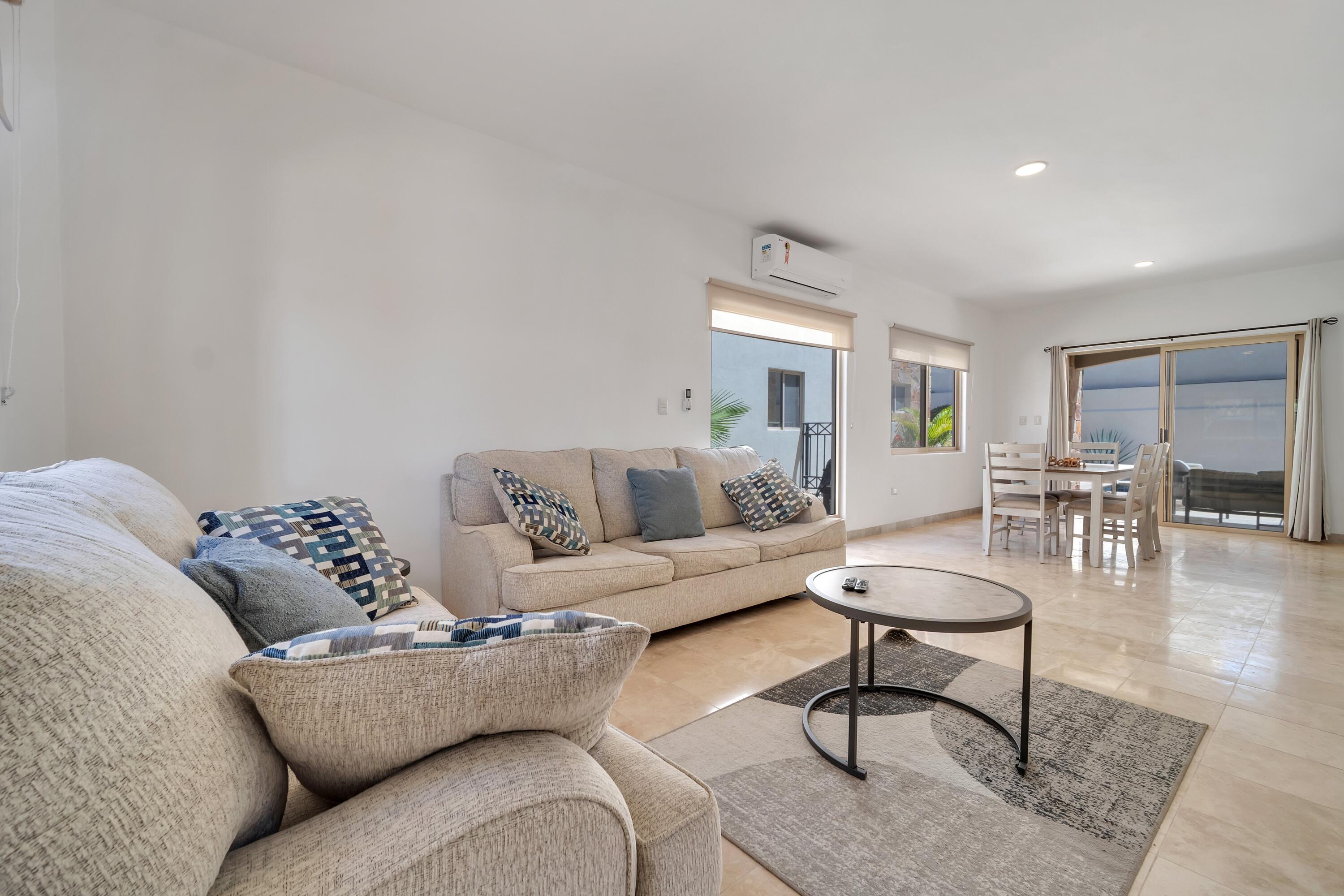 22 Las Ballenas, Ventanas Phase 1