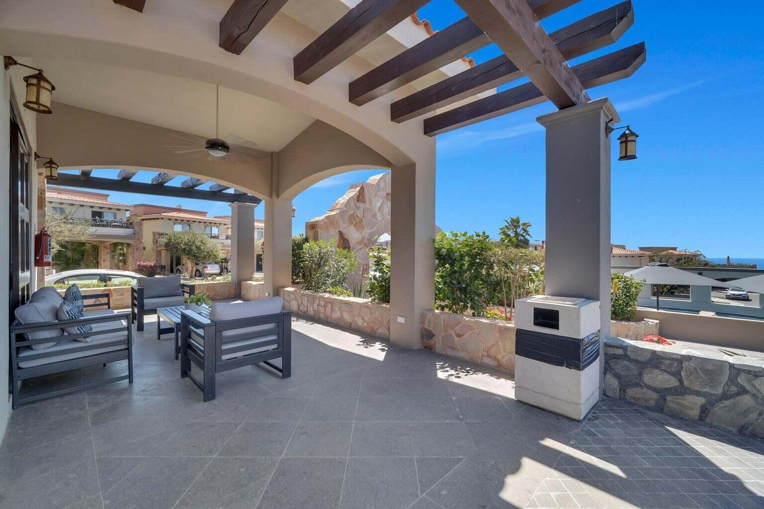 22 Las Ballenas, Ventanas Phase 1