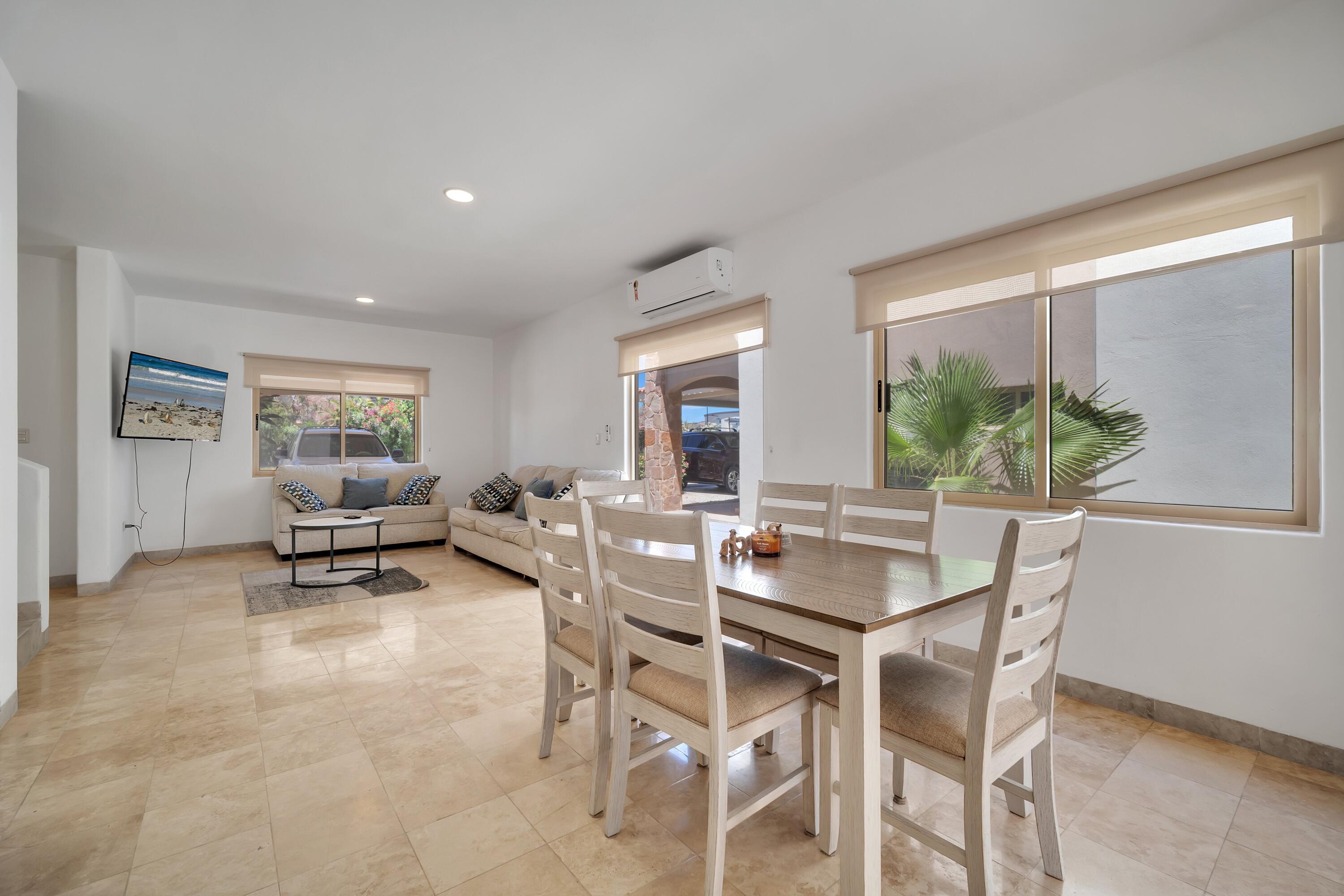 22 Las Ballenas, Ventanas Phase 1