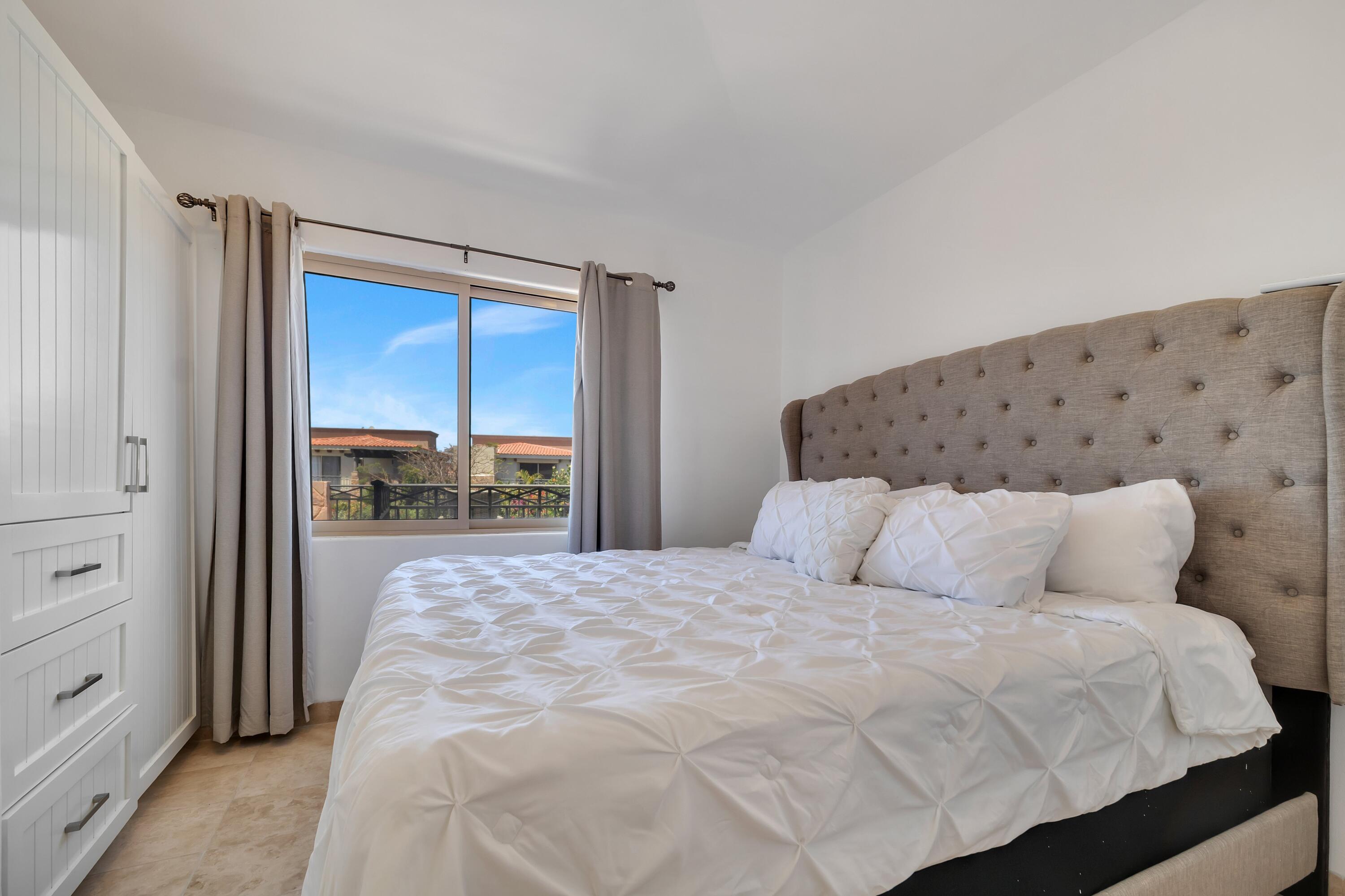 22 Las Ballenas, Ventanas Phase 1