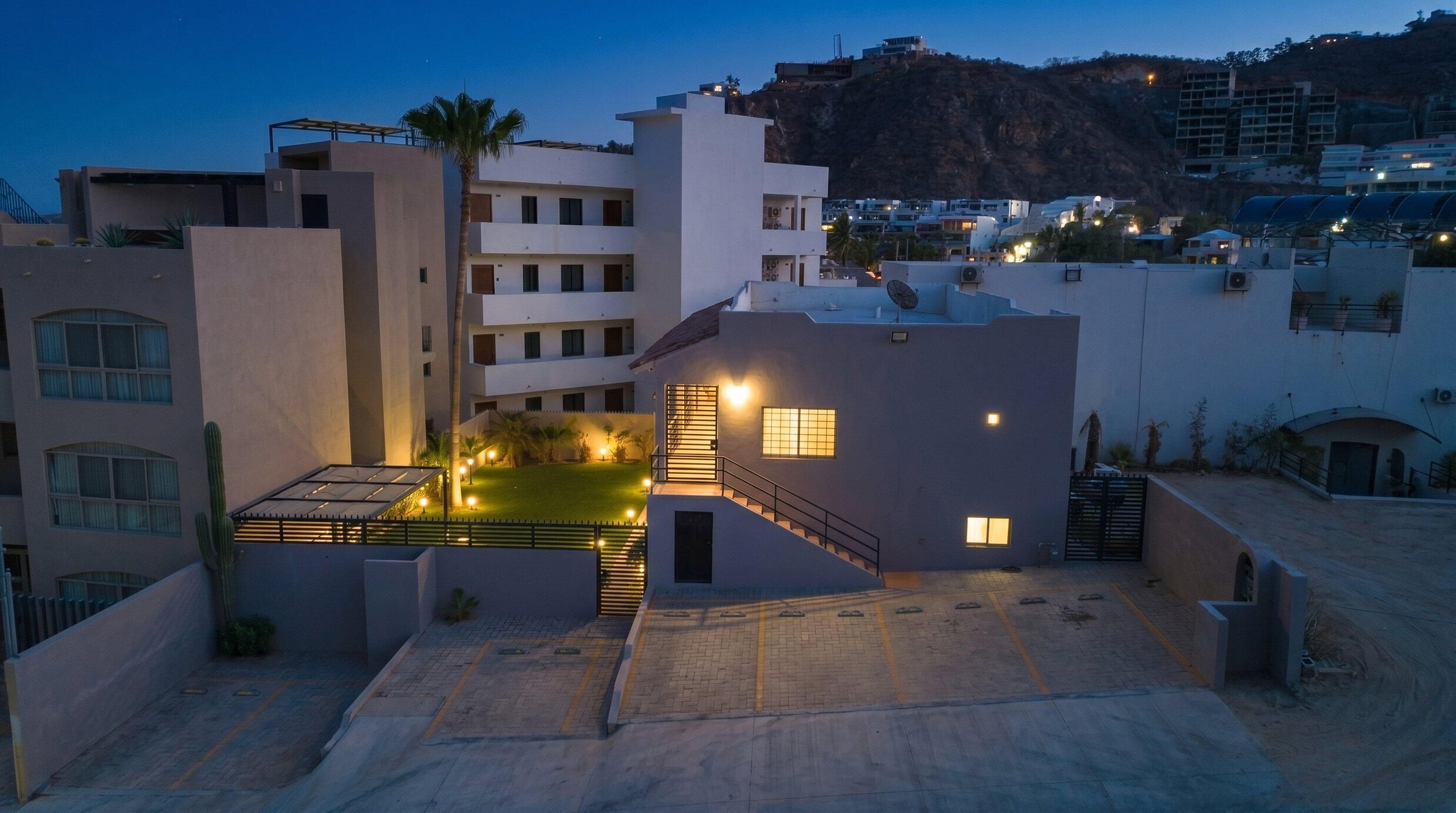Loma Alta, Cabo Walk 4