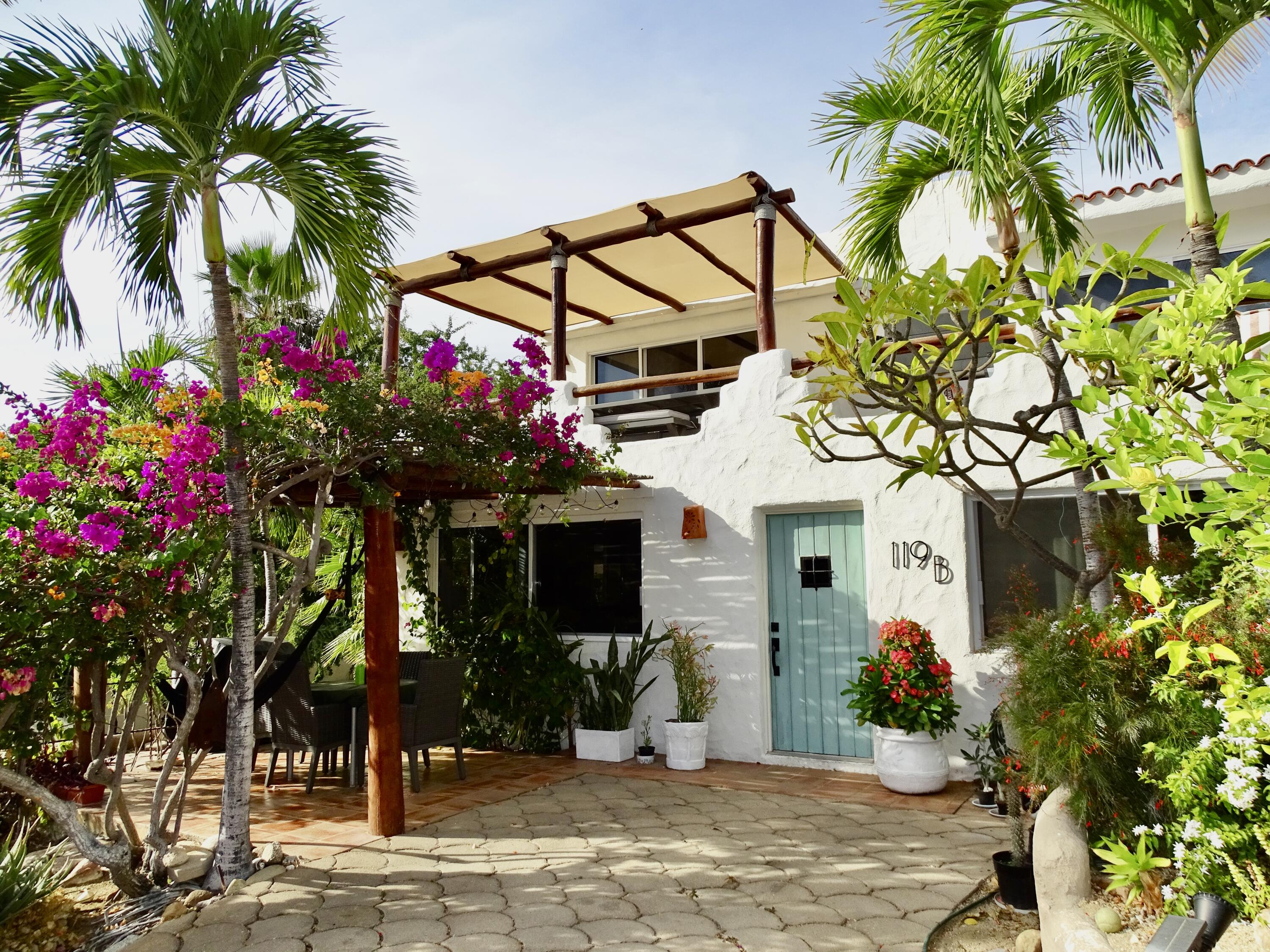 119A Paseo de Los Cabos, Casa Cazadora