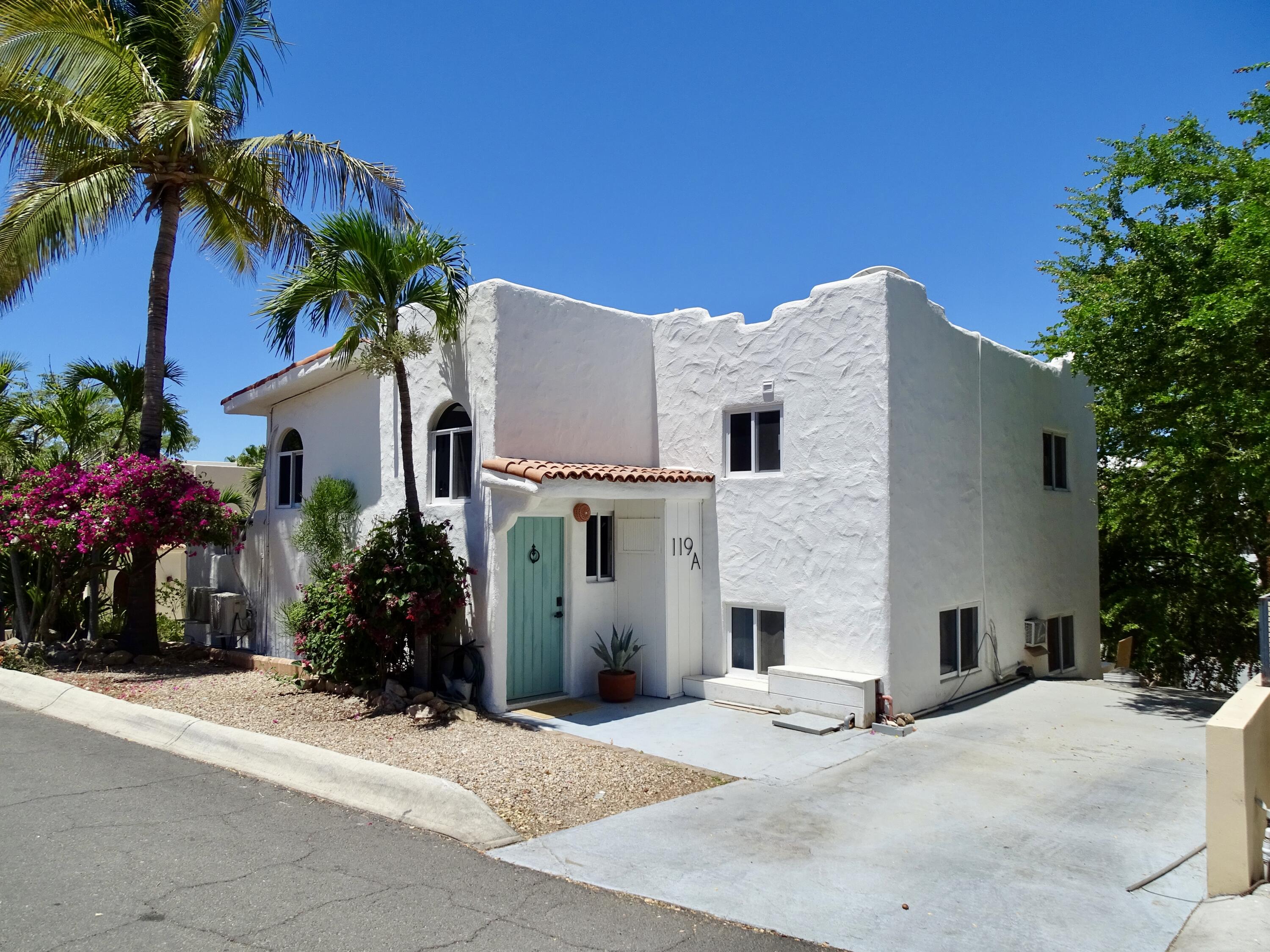 119A Paseo de Los Cabos, Casa Cazadora