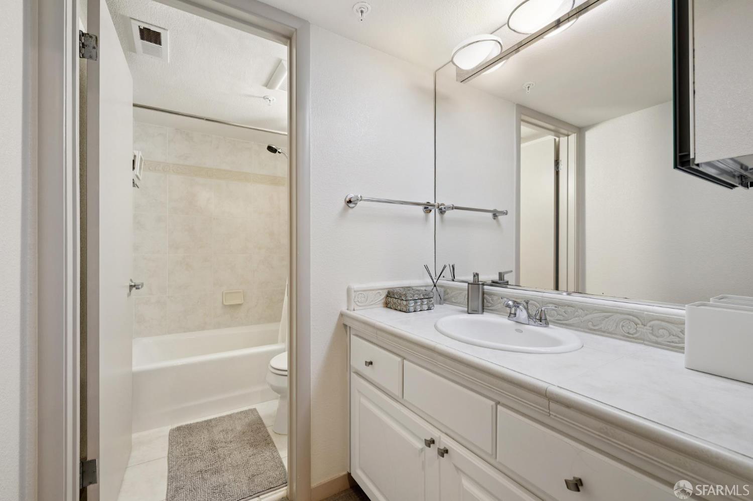 767 Corbett Avenue # 3