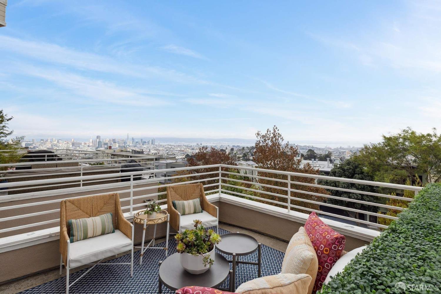 767 Corbett Avenue # 3, San Francisco