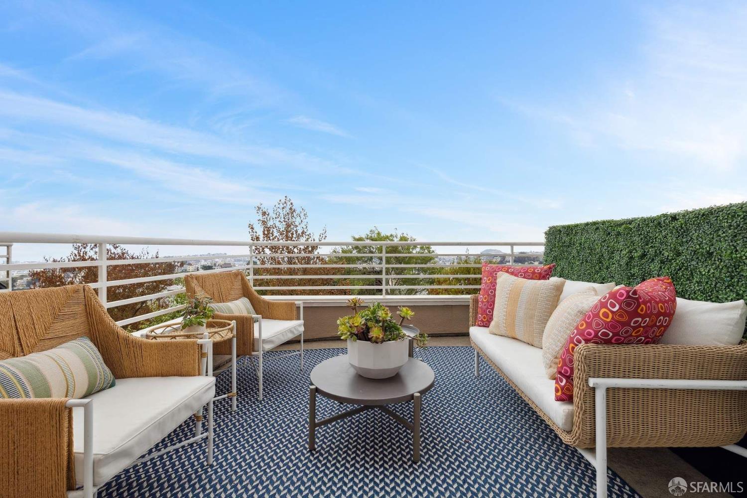 767 Corbett Avenue # 3, San Francisco