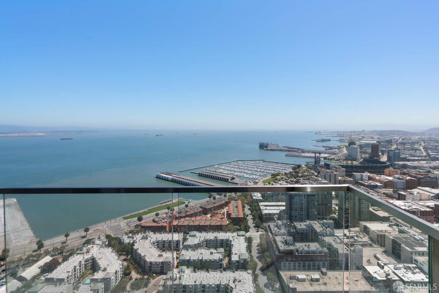 425 1st Street # 4402