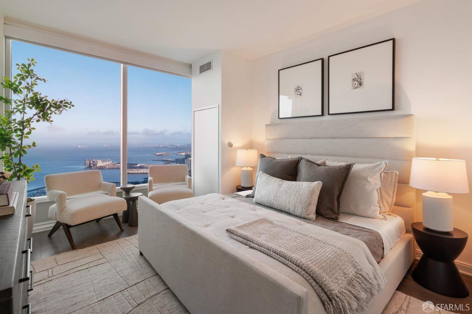 425 1st Street # 4402