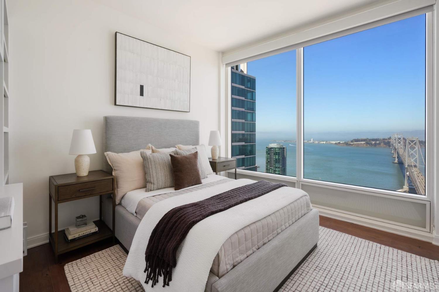 425 1st Street # 4402