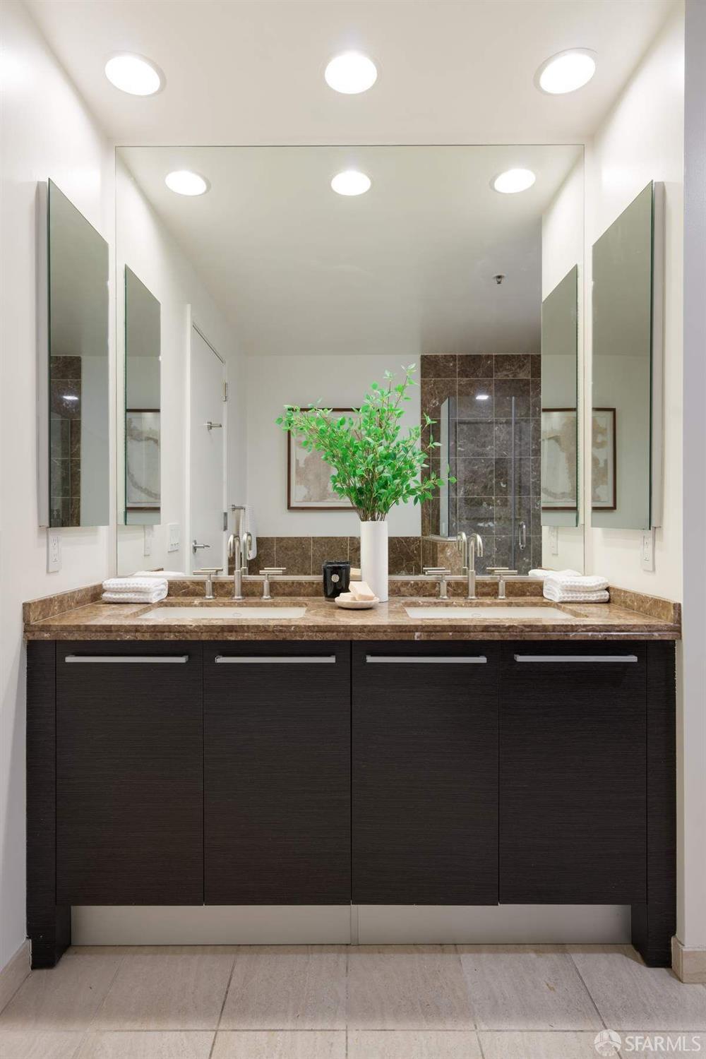 425 1st Street # 4402
