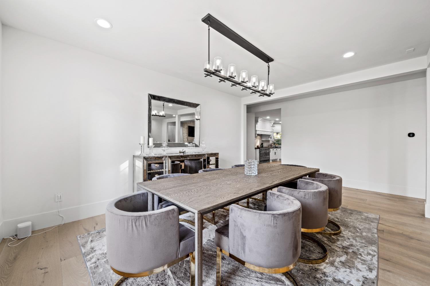 9040 S Los Lagos Circle
