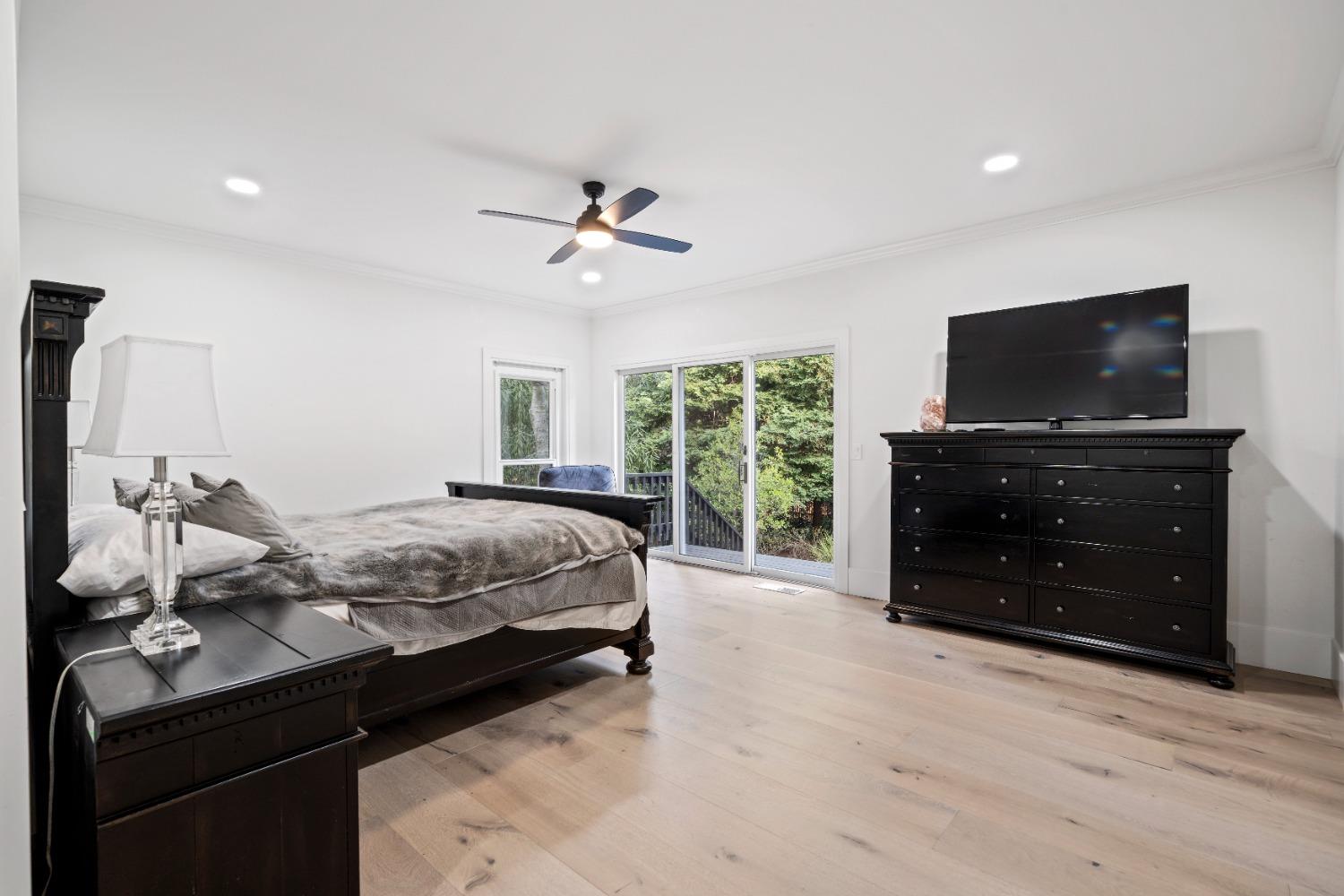 9040 S Los Lagos Circle