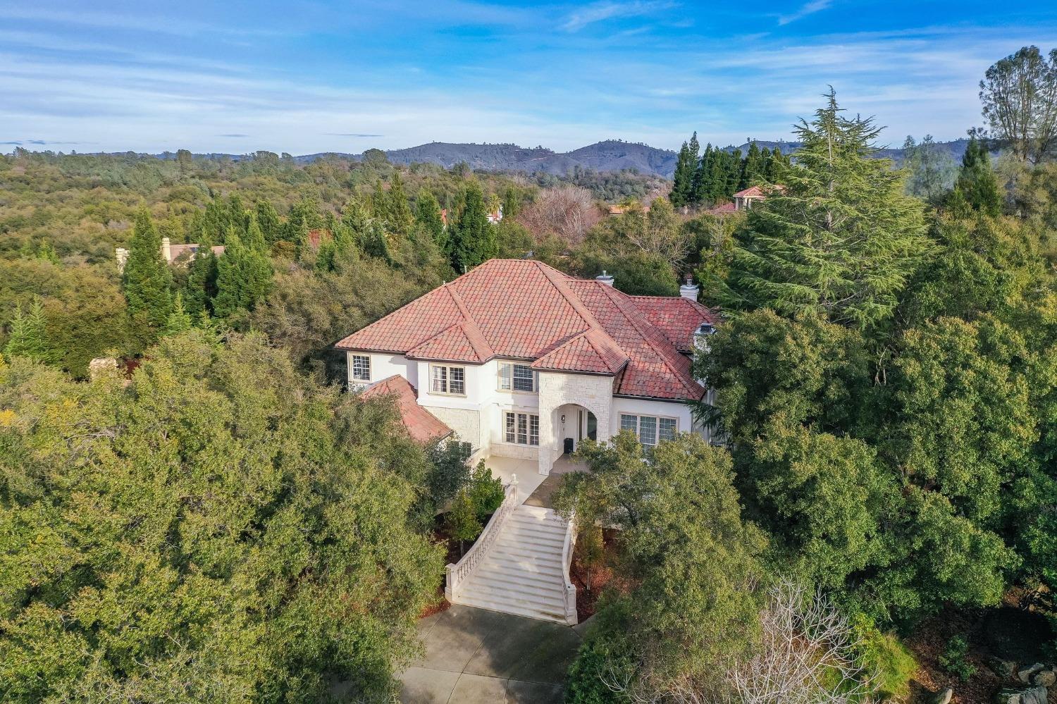 9040 S Los Lagos Circle