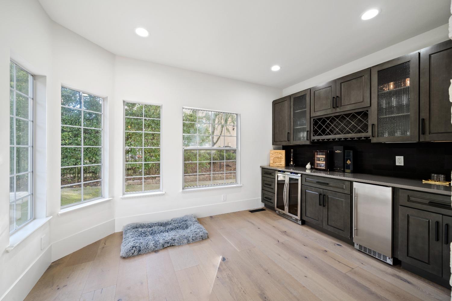 9040 S Los Lagos Circle