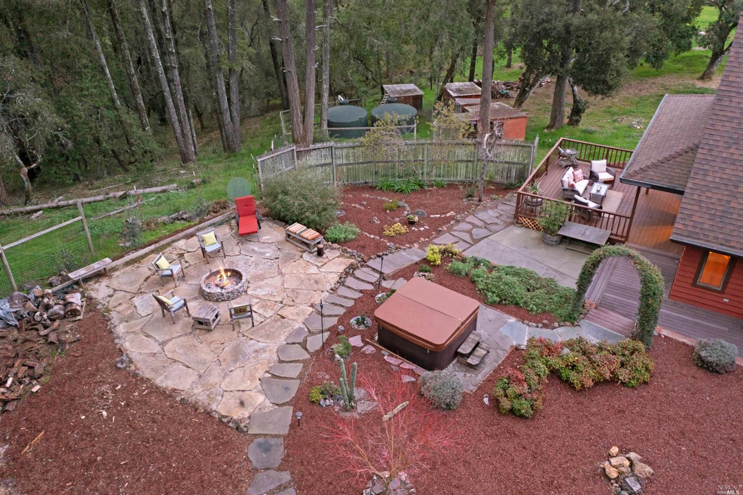 11050 Peaks Pike Road