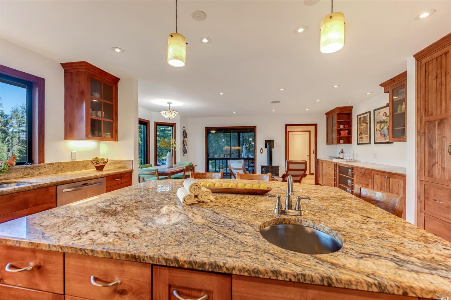 11050 Peaks Pike Road