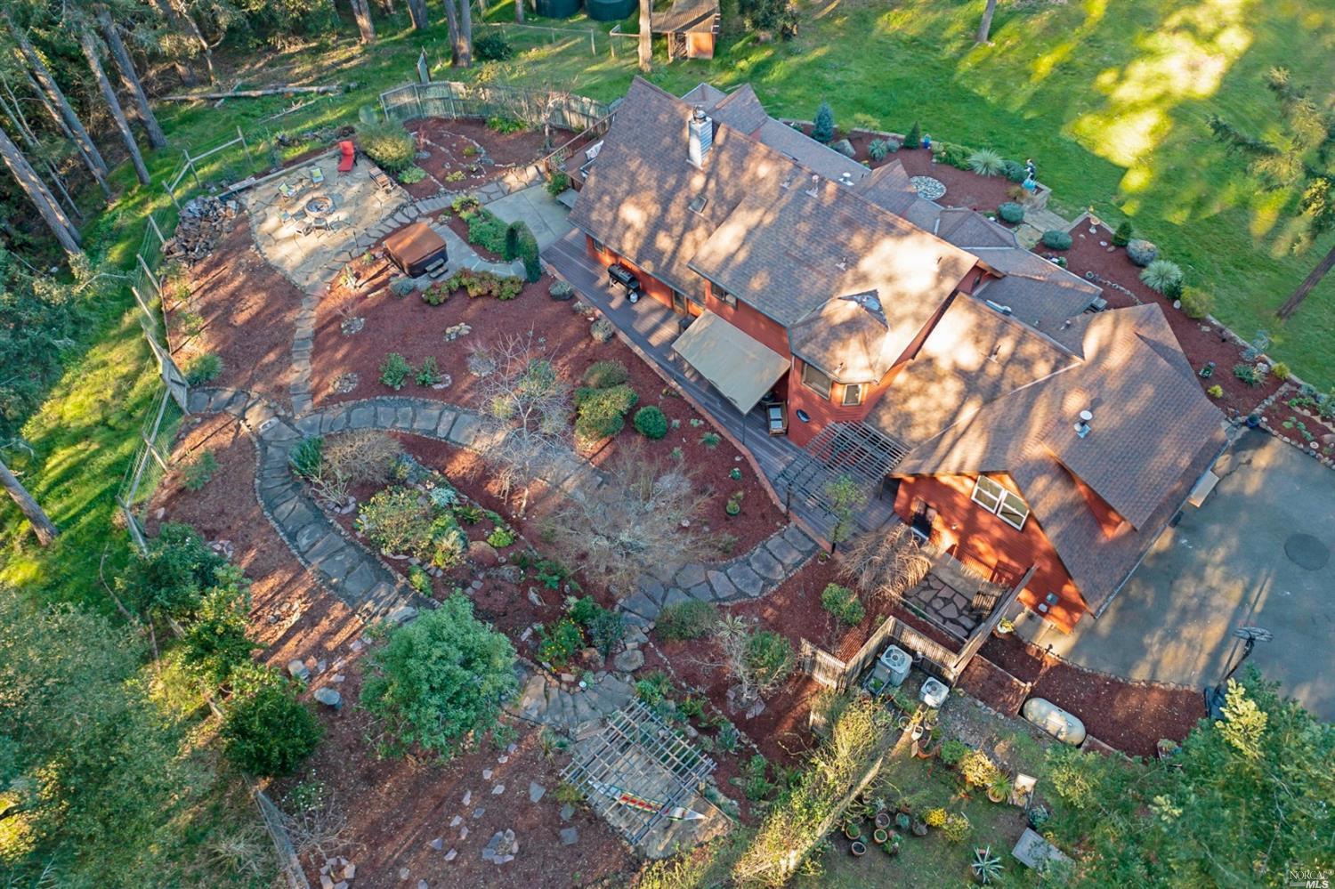 11050 Peaks Pike Road