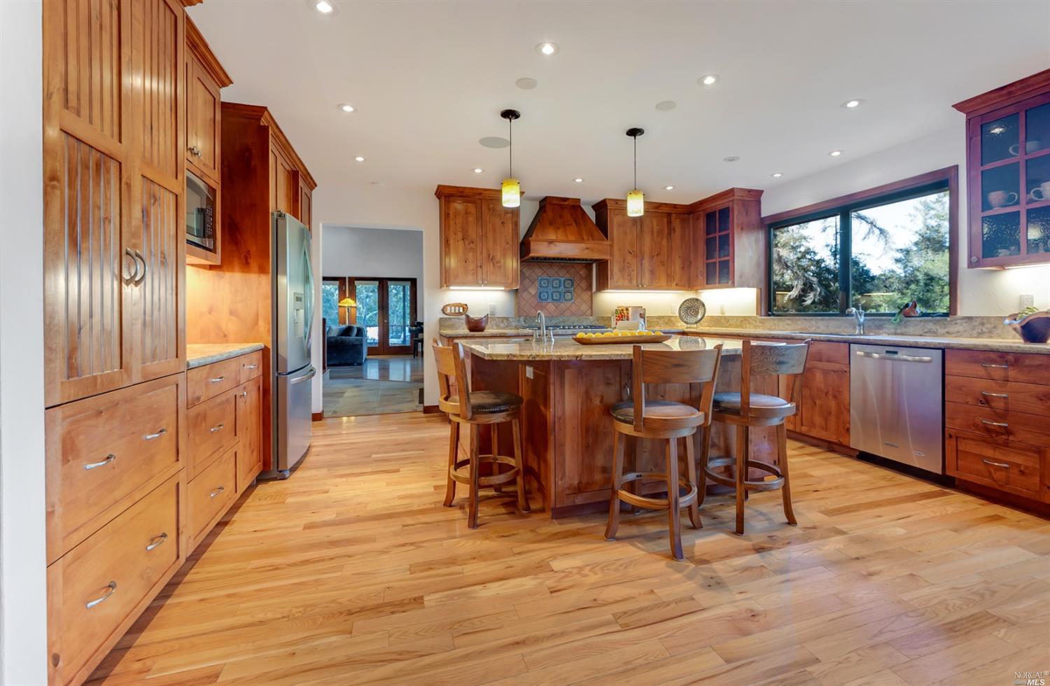 11050 Peaks Pike Road