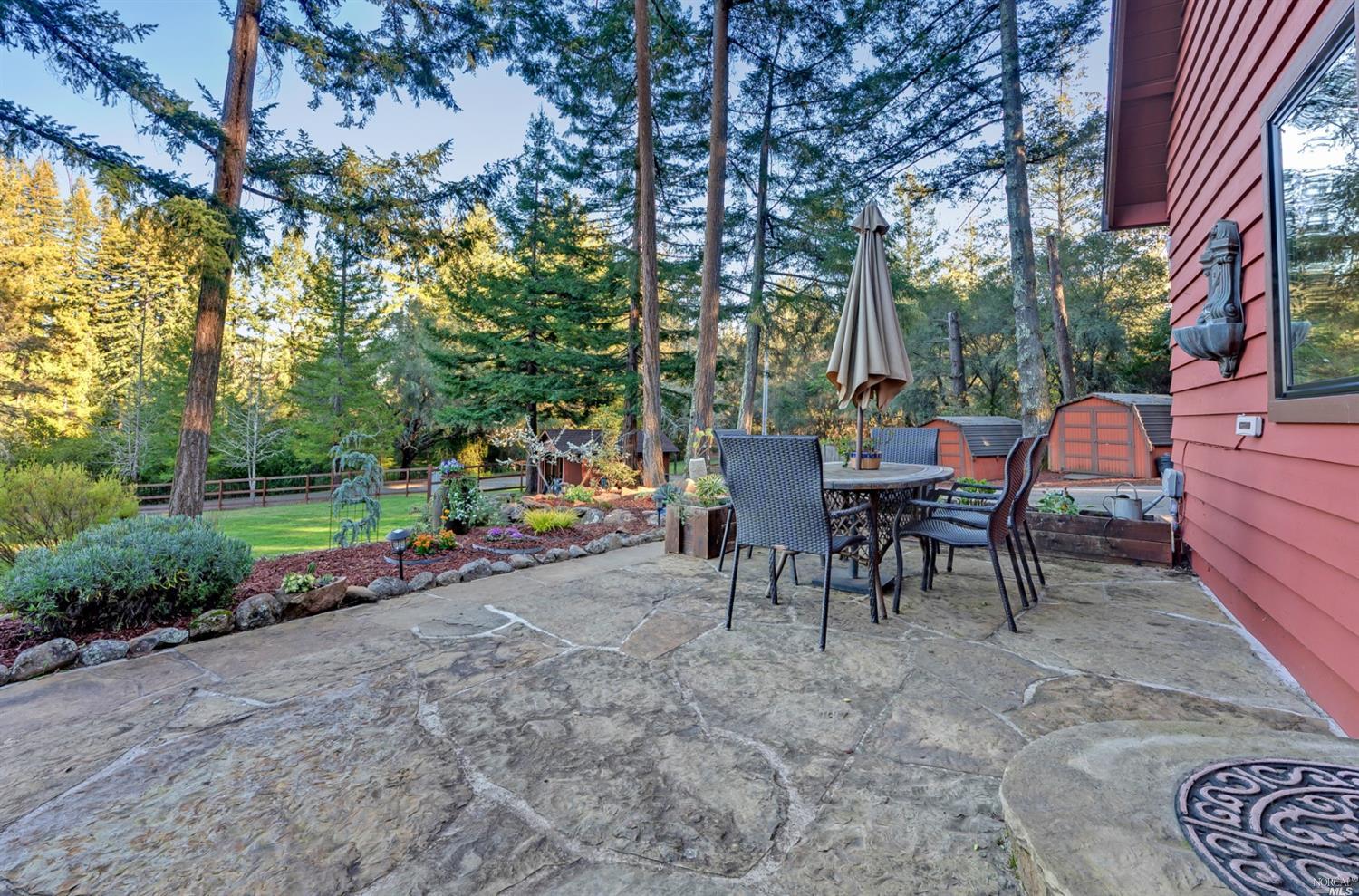 11050 Peaks Pike Road