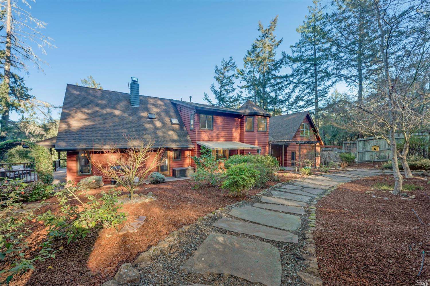 11050 Peaks Pike Road