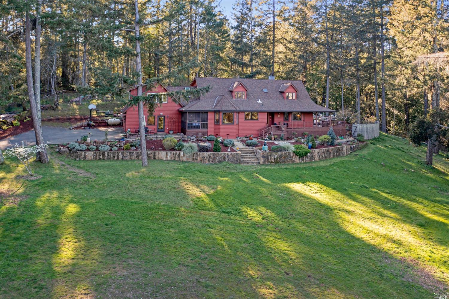 11050 Peaks Pike Road