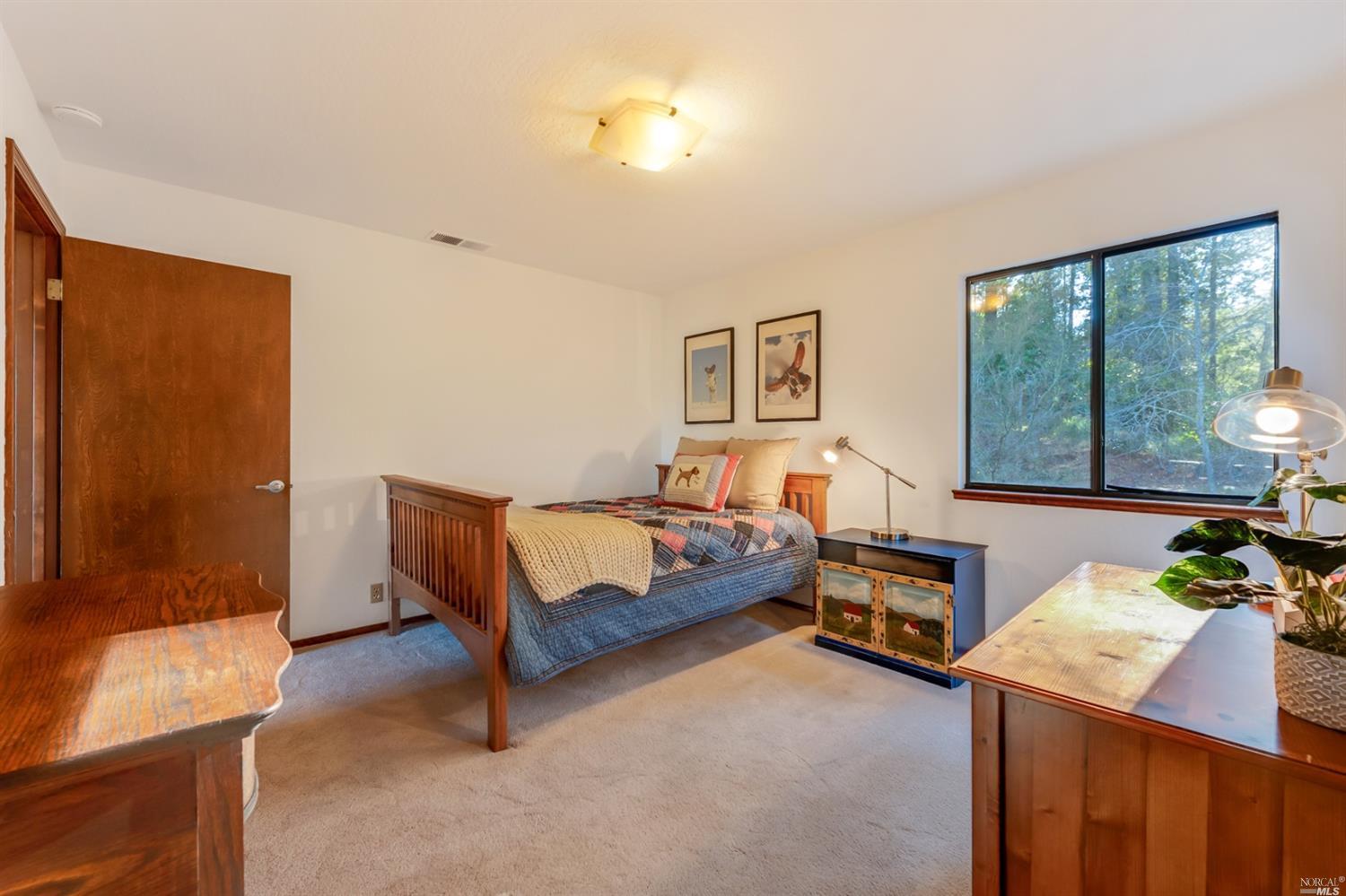 11050 Peaks Pike Road