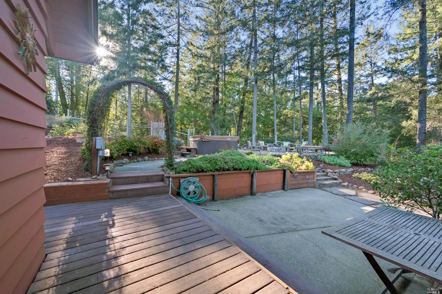 11050 Peaks Pike Road