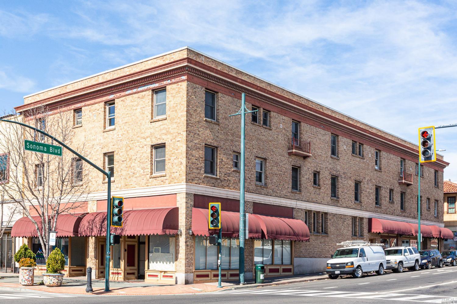 1715 Sonoma Boulevard Unit: 305